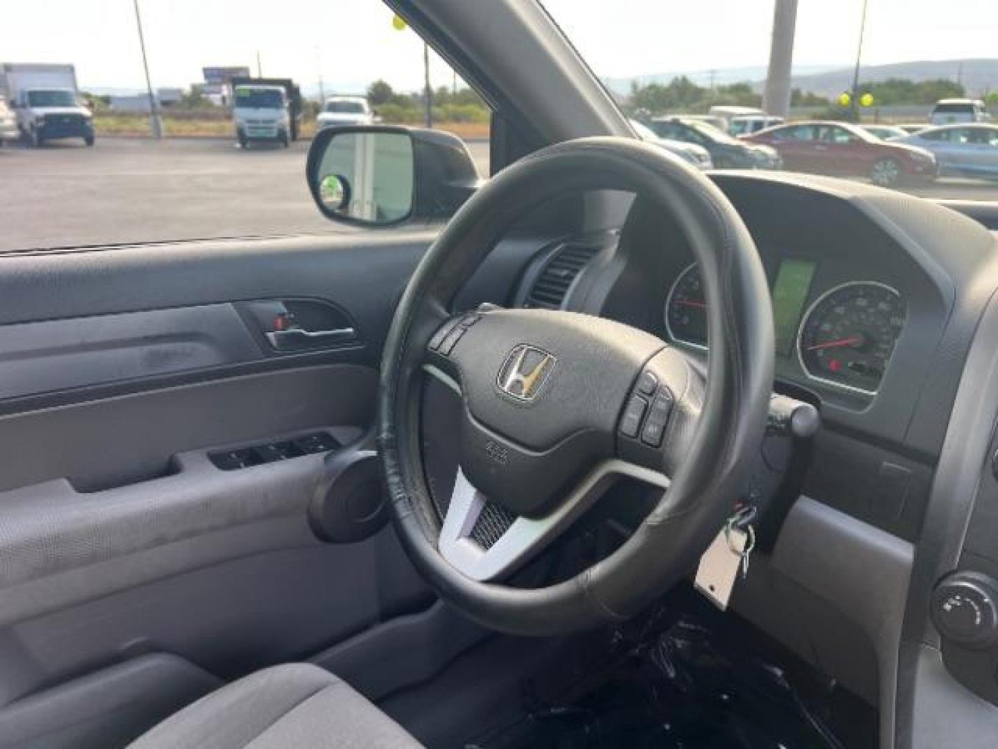 2009 Glacier Blue Metallic /Gray Honda CR-V EX (5J6RE38519L) with an 2.4L I-4 DOHC engine, Automatic transmission, located at 1865 East Red Hills Pkwy, St. George, 84770, (435) 628-0023, 37.120850, -113.543640 - We specialize in helping ALL people get the best financing available. No matter your credit score, good, bad or none we can get you an amazing rate. Had a bankruptcy, divorce, or repossessions? We give you the green light to get your credit back on the road. Low down and affordable payments that fit - Photo#29
