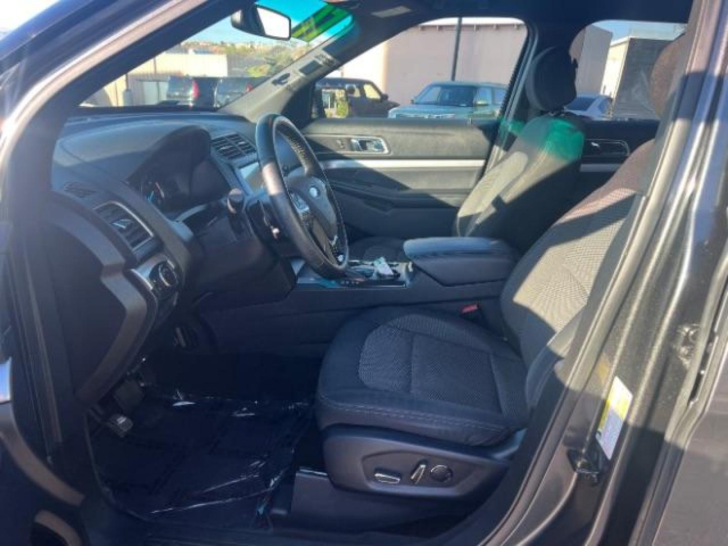 2017 Smoked Quartz Metallic Tinted Clearcoat /Ebony Black Ford Explorer XLT (1FM5K7D88HG) with an EcoBoost 2.3L I-4 gasoline direct injection engine, Automatic transmission, located at 1865 East Red Hills Pkwy, St. George, 84770, (435) 628-0023, 37.120850, -113.543640 - We specialize in helping ALL people get the best financing available. No matter your credit score, good, bad or none we can get you an amazing rate. Had a bankruptcy, divorce, or repossessions? We give you the green light to get your credit back on the road. Low down and affordable payments that fit - Photo#14