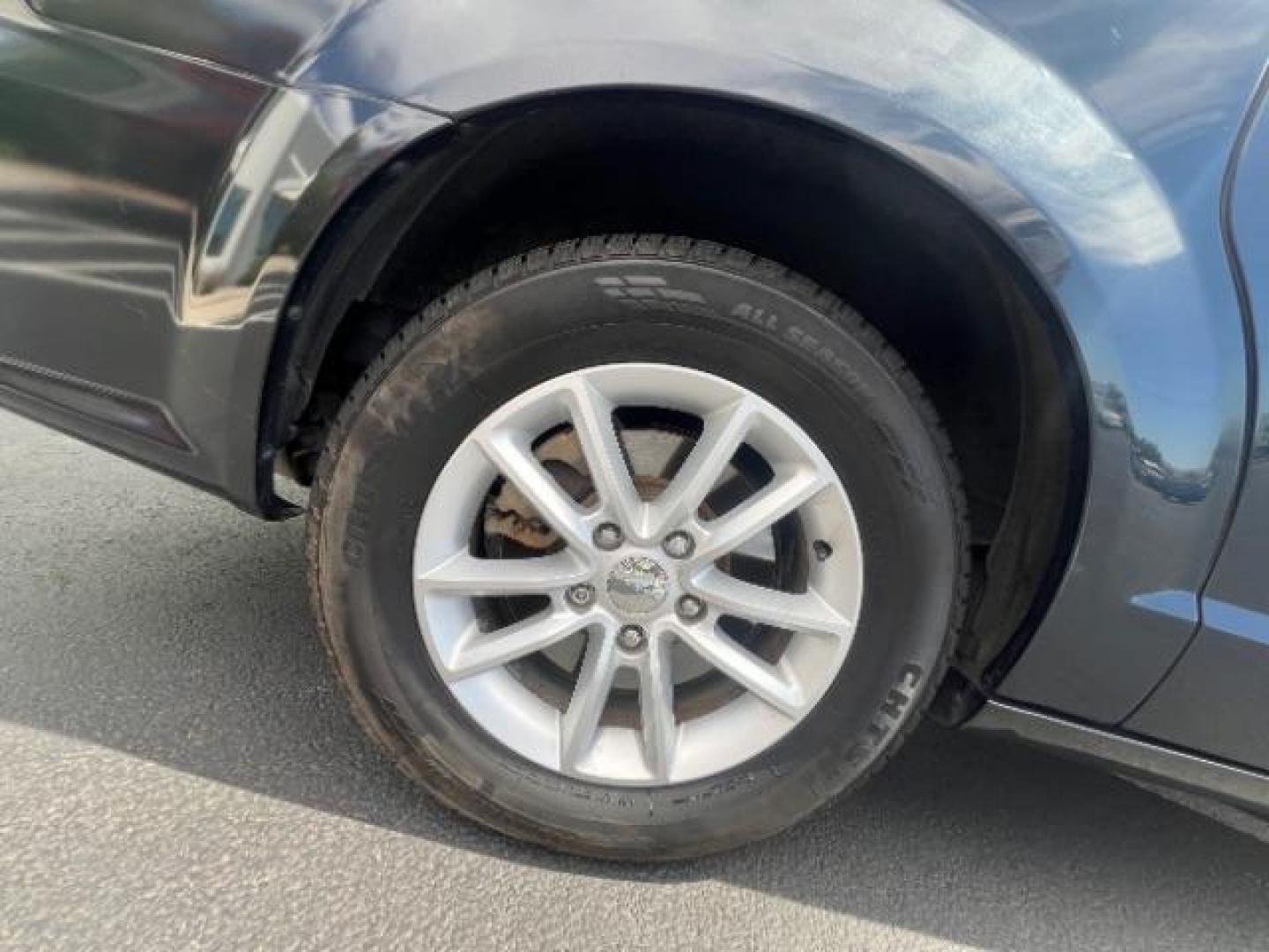 2014 Maximum Steel Metallic Clearcoat /Black Dodge Grand Caravan SXT (2C4RDGCG0ER) with an 3.6L V-6 DOHC engine, Automatic transmission, located at 940 North Main Street, Cedar City, UT, 84720, (435) 628-0023, 37.692936, -113.061897 - Photo#11