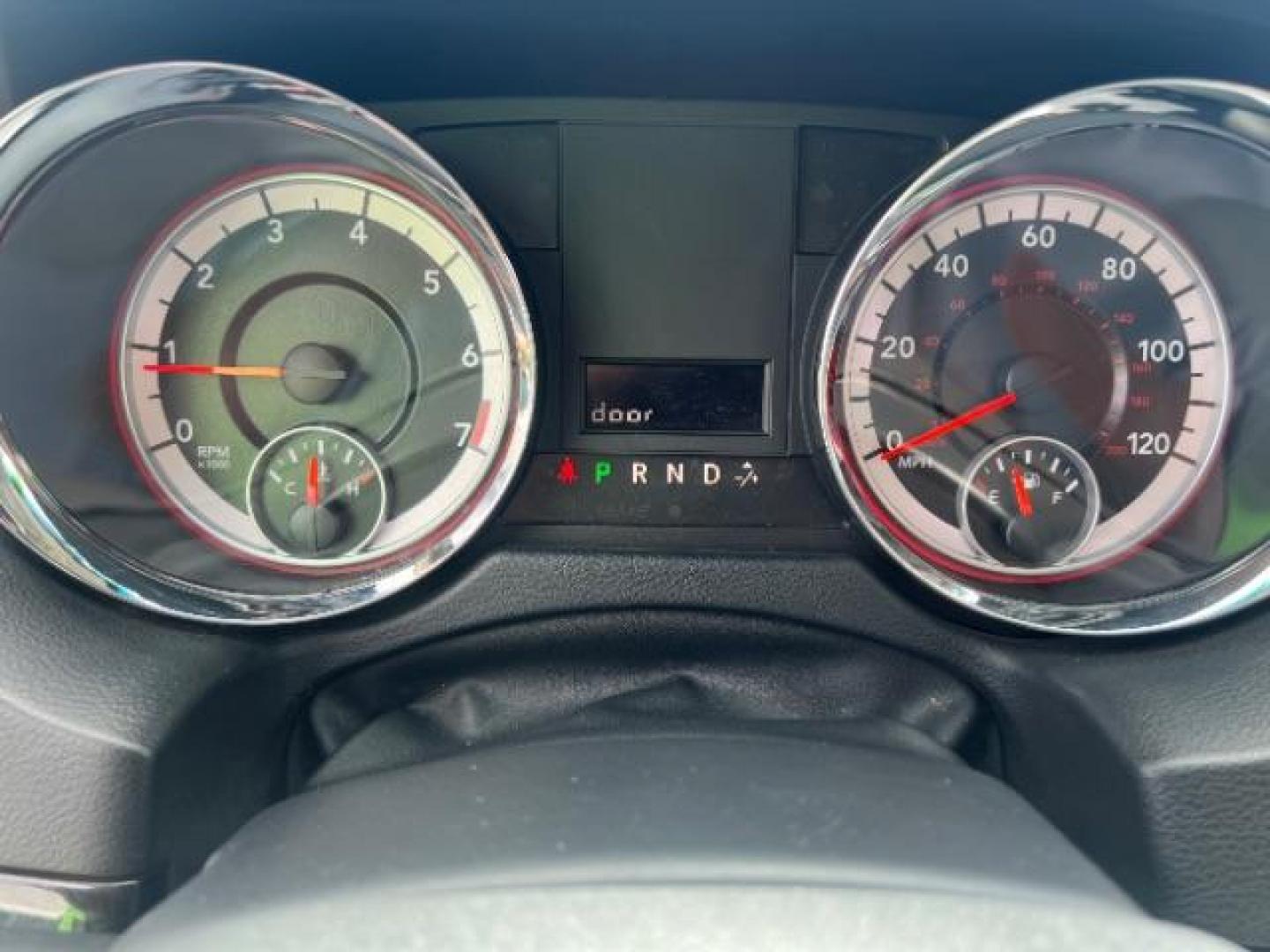 2014 Maximum Steel Metallic Clearcoat /Black Dodge Grand Caravan SXT (2C4RDGCG0ER) with an 3.6L V-6 DOHC engine, Automatic transmission, located at 940 North Main Street, Cedar City, UT, 84720, (435) 628-0023, 37.692936, -113.061897 - Photo#16