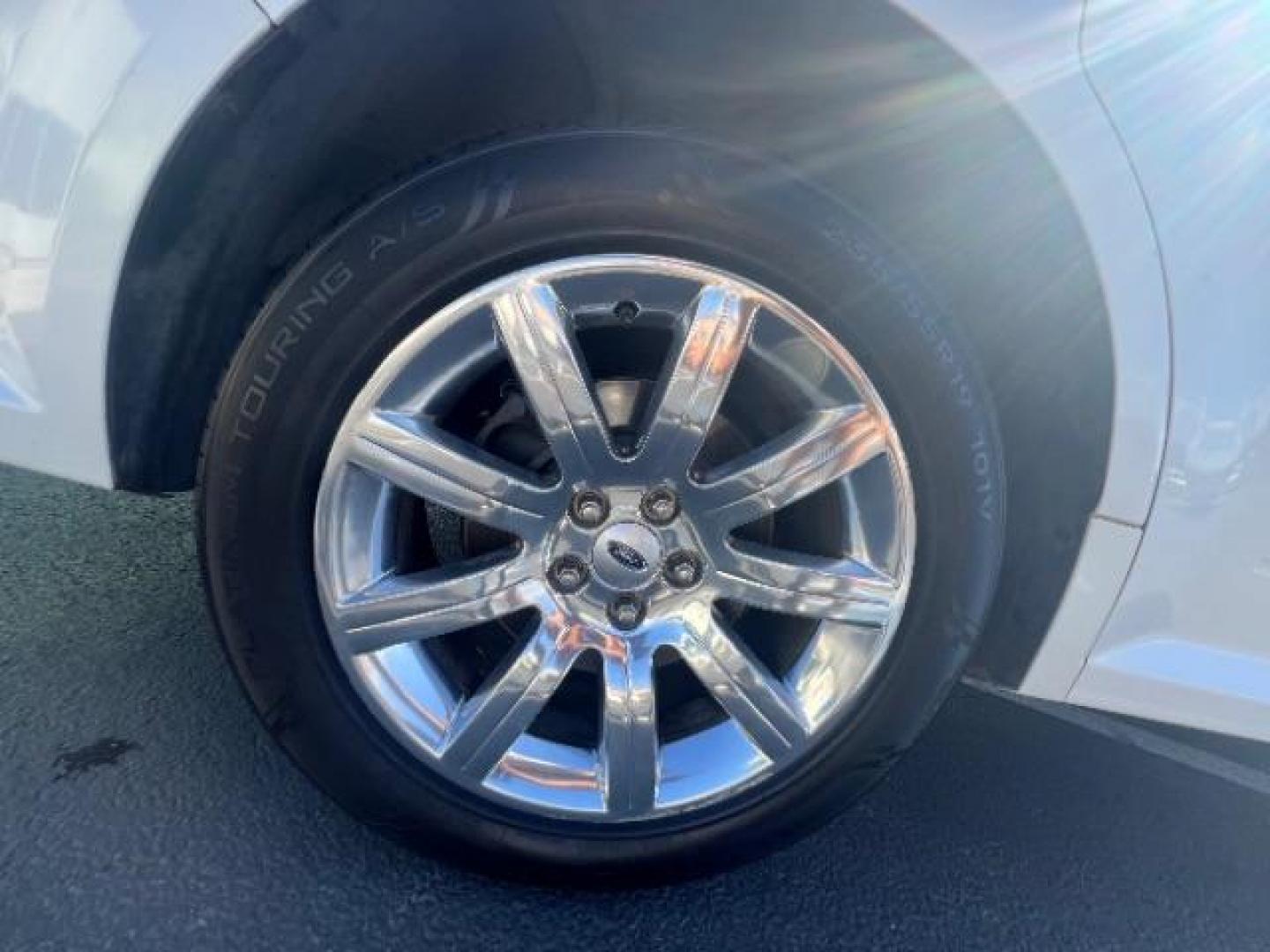 2012 White Suede /Charcoal Black Ford Flex Limited | Titanium (2FMGK5DC3CB) with an Duratec 3.5L V-6 DOHC engine, Automatic transmission, located at 1865 East Red Hills Pkwy, St. George, 84770, (435) 628-0023, 37.120850, -113.543640 - We specialize in helping ALL people get the best financing available. No matter your credit score, good, bad or none we can get you an amazing rate. Had a bankruptcy, divorce, or repossessions? We give you the green light to get your credit back on the road. Low down and affordable payments that fit - Photo#9