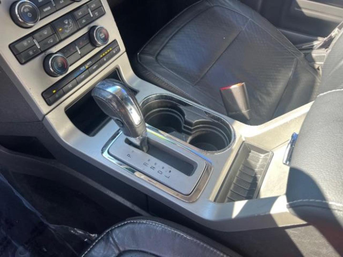 2012 White Suede /Charcoal Black Ford Flex Limited | Titanium (2FMGK5DC3CB) with an Duratec 3.5L V-6 DOHC engine, Automatic transmission, located at 1865 East Red Hills Pkwy, St. George, 84770, (435) 628-0023, 37.120850, -113.543640 - We specialize in helping ALL people get the best financing available. No matter your credit score, good, bad or none we can get you an amazing rate. Had a bankruptcy, divorce, or repossessions? We give you the green light to get your credit back on the road. Low down and affordable payments that fit - Photo#18