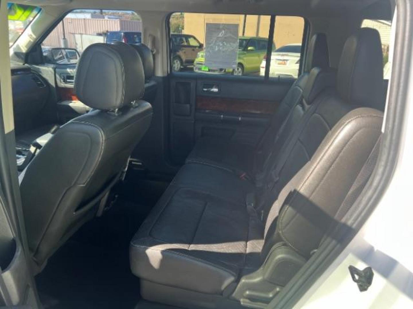 2012 White Suede /Charcoal Black Ford Flex Limited | Titanium (2FMGK5DC3CB) with an Duratec 3.5L V-6 DOHC engine, Automatic transmission, located at 1865 East Red Hills Pkwy, St. George, 84770, (435) 628-0023, 37.120850, -113.543640 - We specialize in helping ALL people get the best financing available. No matter your credit score, good, bad or none we can get you an amazing rate. Had a bankruptcy, divorce, or repossessions? We give you the green light to get your credit back on the road. Low down and affordable payments that fit - Photo#21