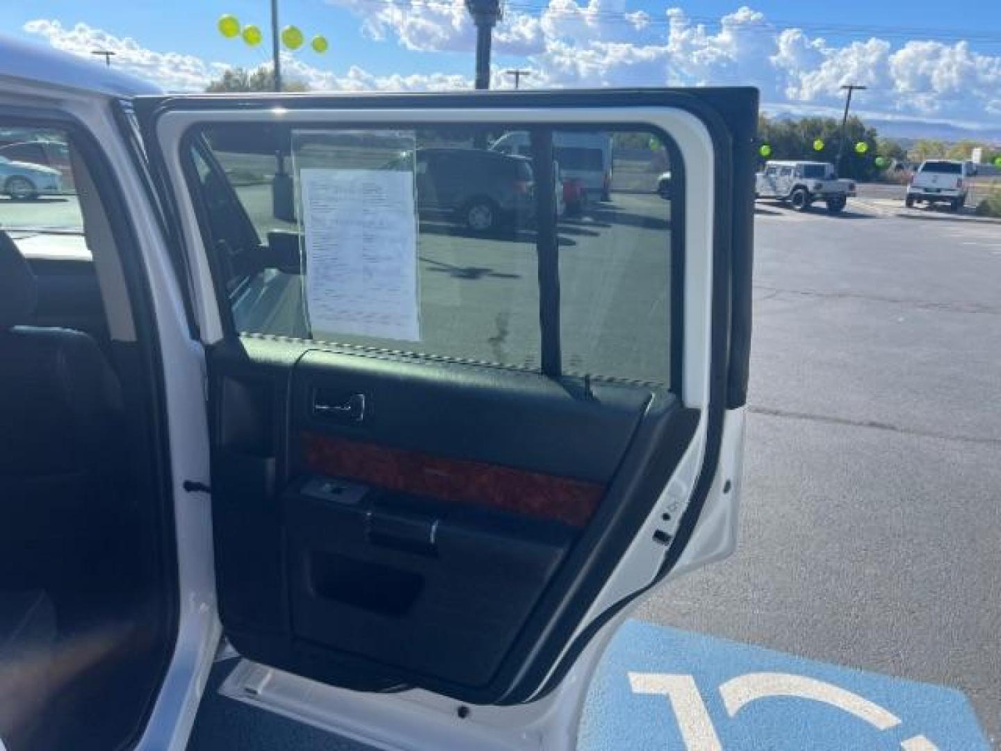 2012 White Suede /Charcoal Black Ford Flex Limited | Titanium (2FMGK5DC3CB) with an Duratec 3.5L V-6 DOHC engine, Automatic transmission, located at 1865 East Red Hills Pkwy, St. George, 84770, (435) 628-0023, 37.120850, -113.543640 - We specialize in helping ALL people get the best financing available. No matter your credit score, good, bad or none we can get you an amazing rate. Had a bankruptcy, divorce, or repossessions? We give you the green light to get your credit back on the road. Low down and affordable payments that fit - Photo#29