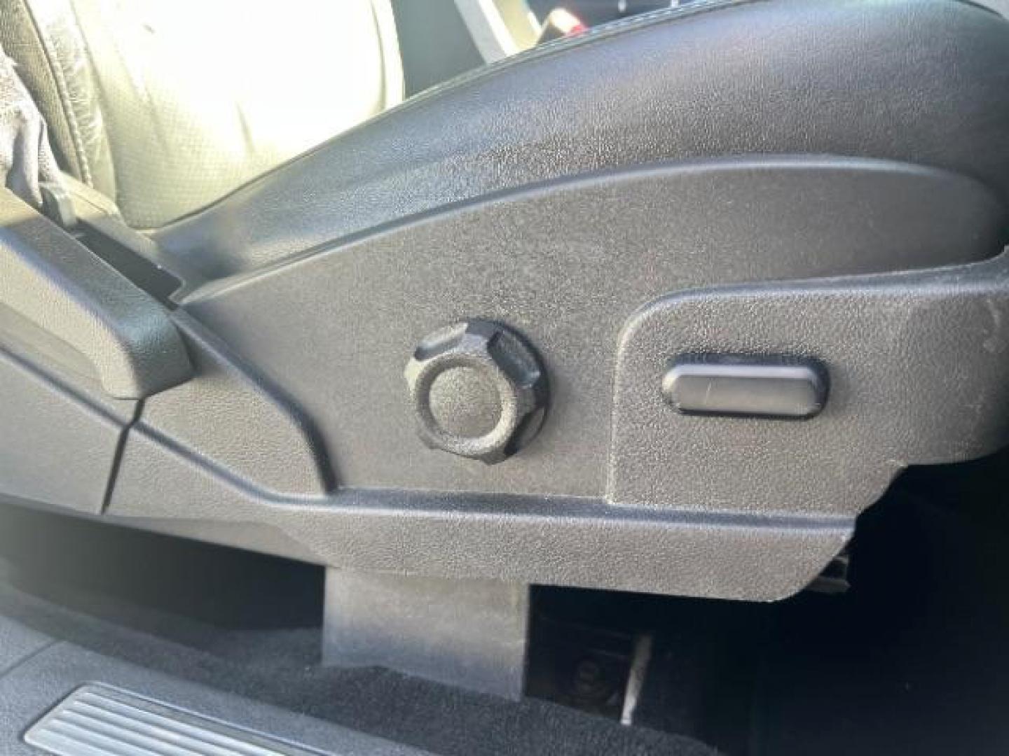 2012 White Suede /Charcoal Black Ford Flex Limited | Titanium (2FMGK5DC3CB) with an Duratec 3.5L V-6 DOHC engine, Automatic transmission, located at 1865 East Red Hills Pkwy, St. George, 84770, (435) 628-0023, 37.120850, -113.543640 - We specialize in helping ALL people get the best financing available. No matter your credit score, good, bad or none we can get you an amazing rate. Had a bankruptcy, divorce, or repossessions? We give you the green light to get your credit back on the road. Low down and affordable payments that fit - Photo#32