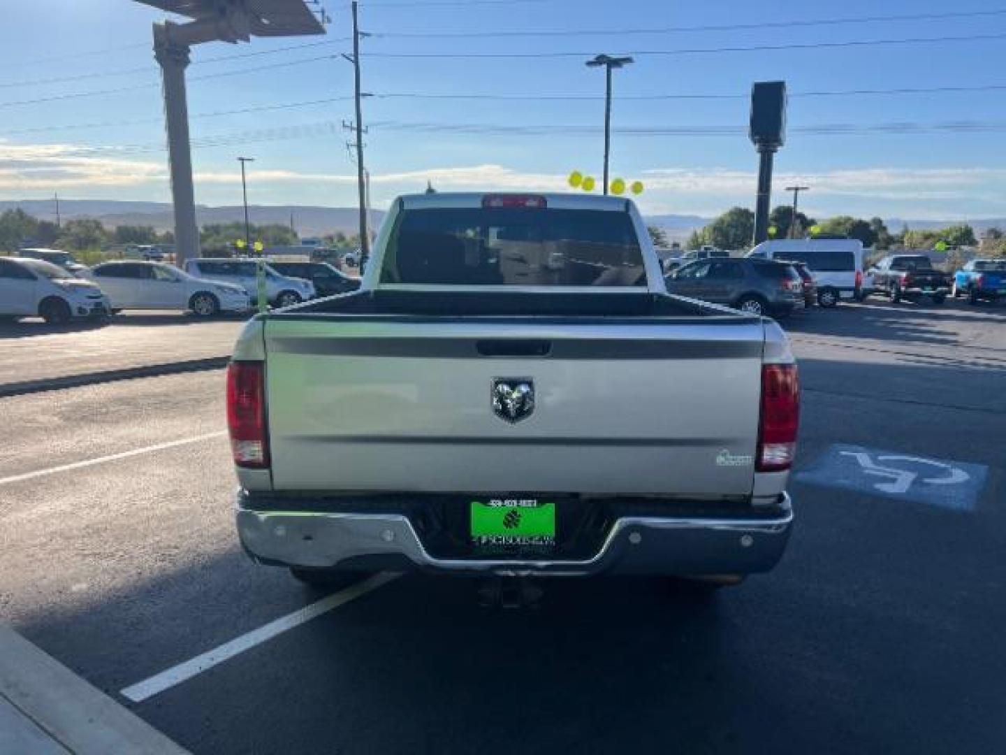 2018 Bright Silver Metallic Clearcoat /Diesel Gray/Black Ram 1500 Big Horn Quad Cab 4x4 6'4 Box (1C6RR7GG8JS) with an Pentastar 3.6L V-6 DOHC engine, Automatic transmission, located at 1865 East Red Hills Pkwy, St. George, 84770, (435) 628-0023, 37.120850, -113.543640 - We specialize in helping ALL people get the best financing available. No matter your credit score, good, bad or none we can get you an amazing rate. Had a bankruptcy, divorce, or repossessions? We give you the green light to get your credit back on the road. Low down and affordable payments that fit - Photo#5