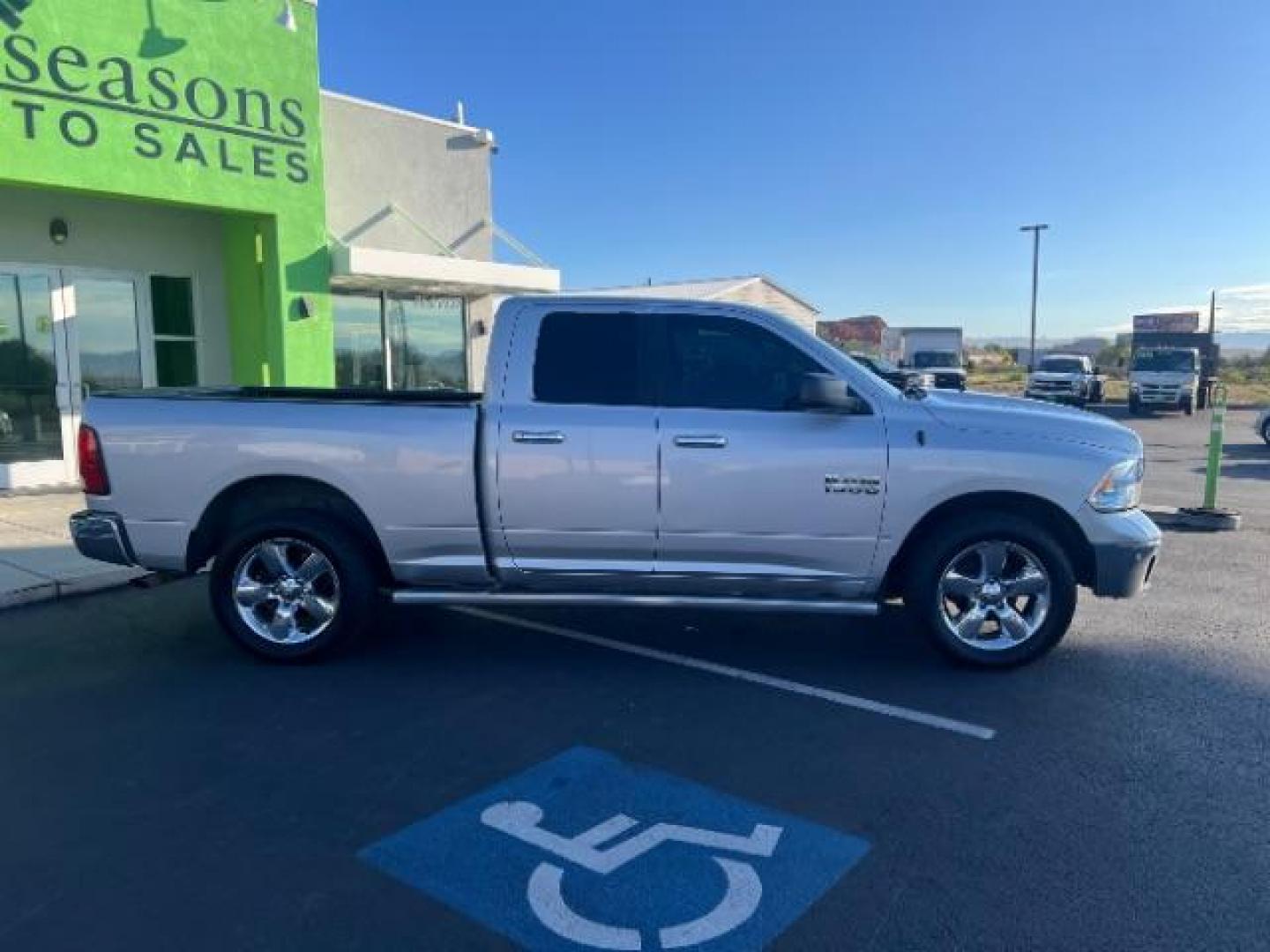 2018 Bright Silver Metallic Clearcoat /Diesel Gray/Black Ram 1500 Big Horn Quad Cab 4x4 6'4 Box (1C6RR7GG8JS) with an Pentastar 3.6L V-6 DOHC engine, Automatic transmission, located at 1865 East Red Hills Pkwy, St. George, 84770, (435) 628-0023, 37.120850, -113.543640 - We specialize in helping ALL people get the best financing available. No matter your credit score, good, bad or none we can get you an amazing rate. Had a bankruptcy, divorce, or repossessions? We give you the green light to get your credit back on the road. Low down and affordable payments that fit - Photo#7