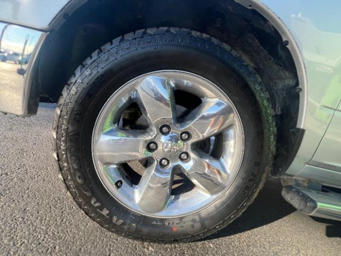 2018 Bright Silver Metallic Clearcoat /Diesel Gray/Black Ram 1500 Big Horn Quad Cab 4x4 6'4 Box (1C6RR7GG8JS) with an Pentastar 3.6L V-6 DOHC engine, Automatic transmission, located at 1865 East Red Hills Pkwy, St. George, 84770, (435) 628-0023, 37.120850, -113.543640 - We specialize in helping ALL people get the best financing available. No matter your credit score, good, bad or none we can get you an amazing rate. Had a bankruptcy, divorce, or repossessions? We give you the green light to get your credit back on the road. Low down and affordable payments that fit - Photo#11