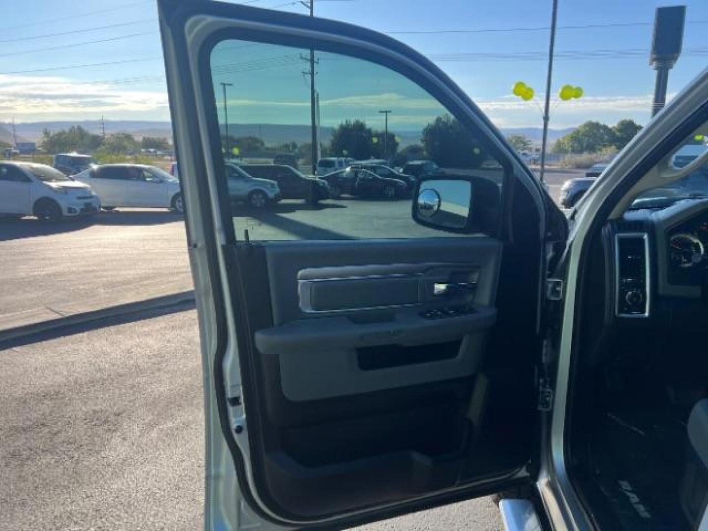 2018 Bright Silver Metallic Clearcoat /Diesel Gray/Black Ram 1500 Big Horn Quad Cab 4x4 6'4 Box (1C6RR7GG8JS) with an Pentastar 3.6L V-6 DOHC engine, Automatic transmission, located at 1865 East Red Hills Pkwy, St. George, 84770, (435) 628-0023, 37.120850, -113.543640 - We specialize in helping ALL people get the best financing available. No matter your credit score, good, bad or none we can get you an amazing rate. Had a bankruptcy, divorce, or repossessions? We give you the green light to get your credit back on the road. Low down and affordable payments that fit - Photo#12