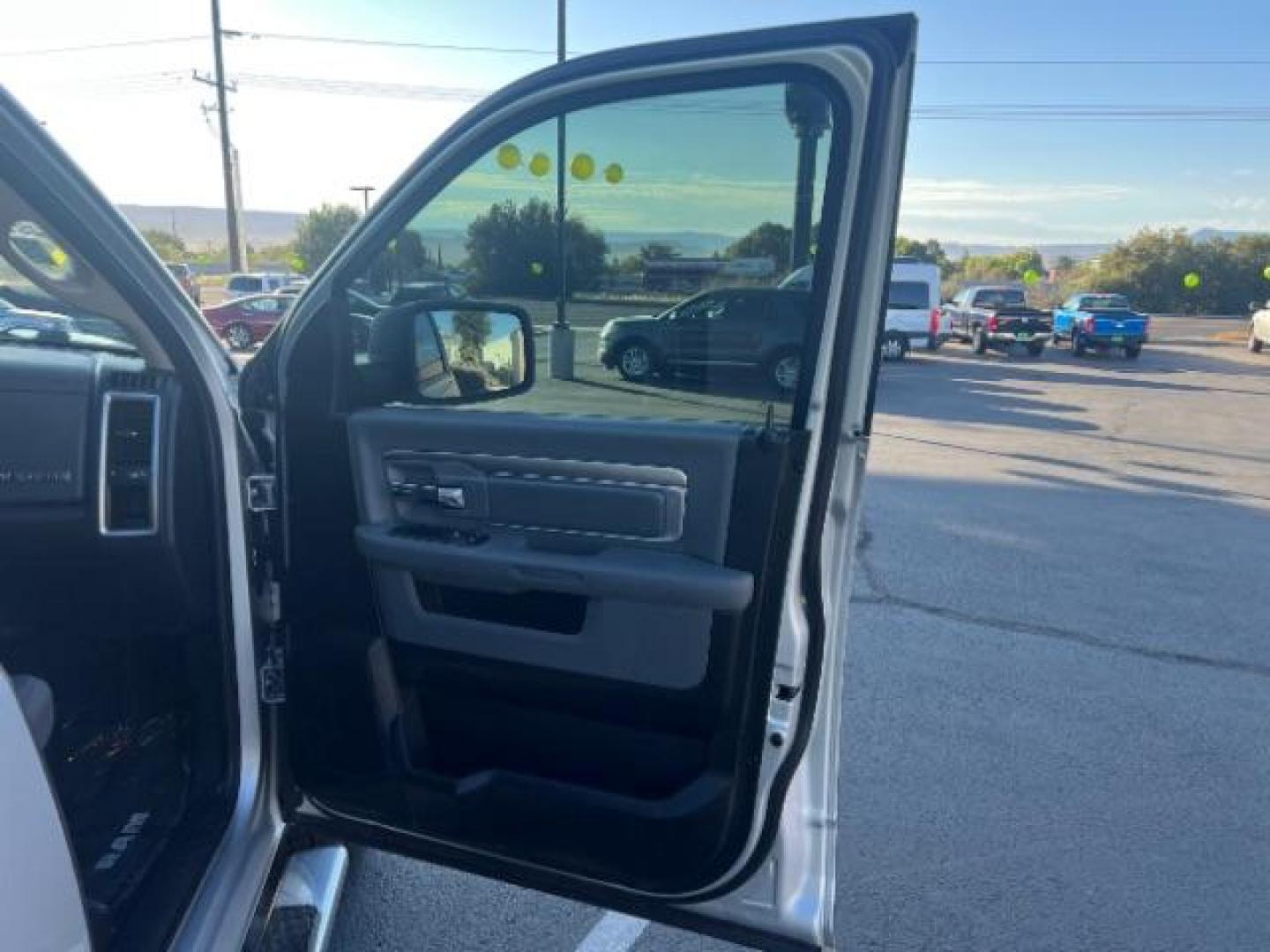 2018 Bright Silver Metallic Clearcoat /Diesel Gray/Black Ram 1500 Big Horn Quad Cab 4x4 6'4 Box (1C6RR7GG8JS) with an Pentastar 3.6L V-6 DOHC engine, Automatic transmission, located at 1865 East Red Hills Pkwy, St. George, 84770, (435) 628-0023, 37.120850, -113.543640 - We specialize in helping ALL people get the best financing available. No matter your credit score, good, bad or none we can get you an amazing rate. Had a bankruptcy, divorce, or repossessions? We give you the green light to get your credit back on the road. Low down and affordable payments that fit - Photo#27