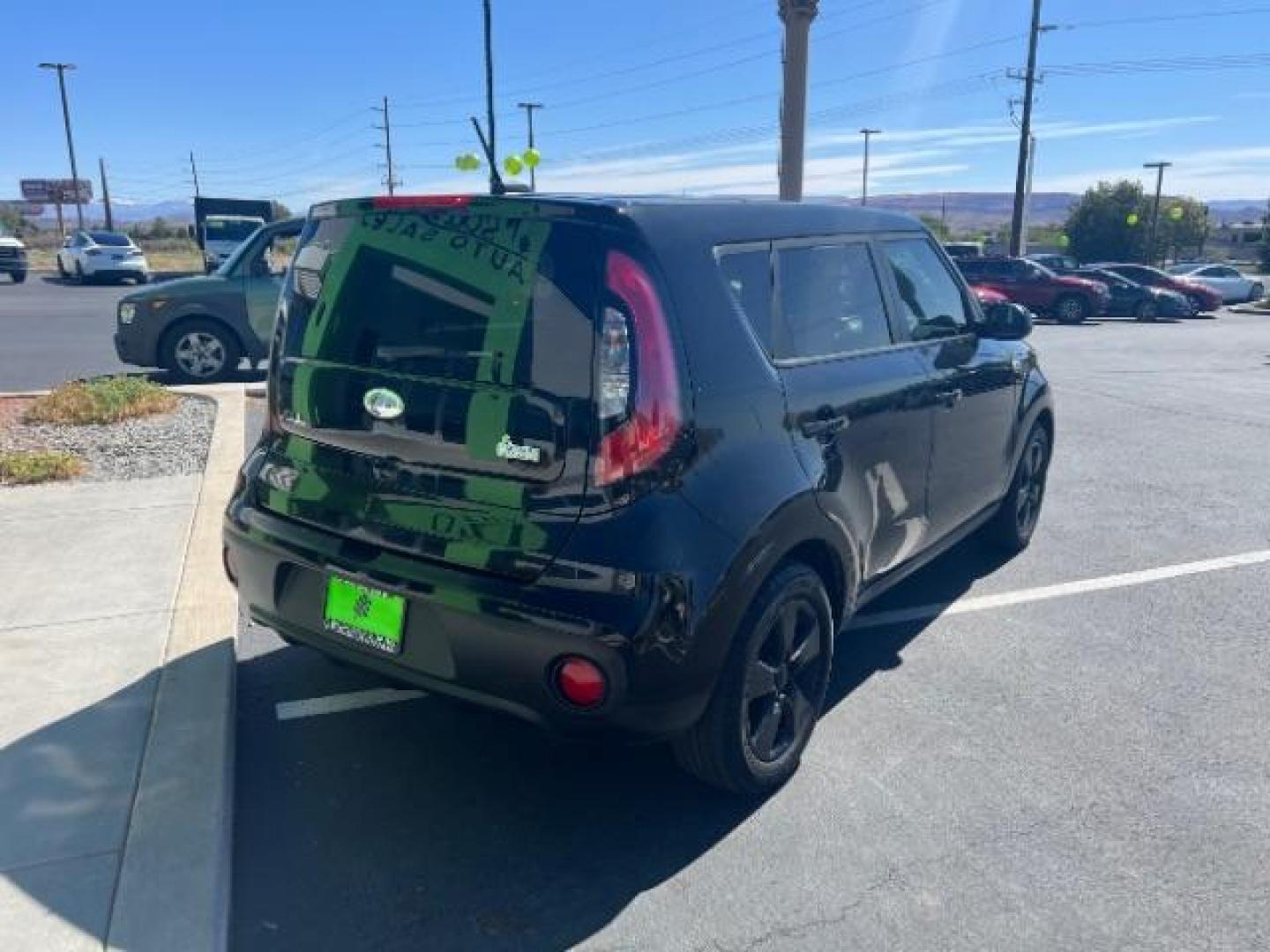 2019 Black /Black Kia Soul Base 6M (KNDJN2A2XK7) , Automatic transmission, located at 1865 East Red Hills Pkwy, St. George, 84770, (435) 628-0023, 37.120850, -113.543640 - We specialize in helping ALL people get the best financing available. No matter your credit score, good, bad or none we can get you an amazing rate. Had a bankruptcy, divorce, or repossessions? We give you the green light to get your credit back on the road. Low down and affordable payments that fit - Photo#6