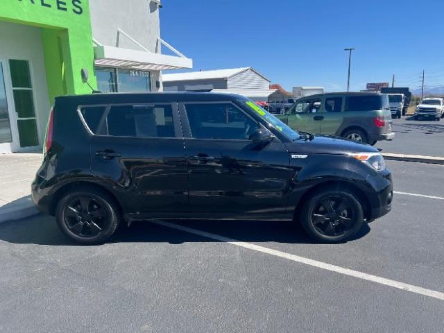 2019 Black /Black Kia Soul Base 6M (KNDJN2A2XK7) , Automatic transmission, located at 1865 East Red Hills Pkwy, St. George, 84770, (435) 628-0023, 37.120850, -113.543640 - We specialize in helping ALL people get the best financing available. No matter your credit score, good, bad or none we can get you an amazing rate. Had a bankruptcy, divorce, or repossessions? We give you the green light to get your credit back on the road. Low down and affordable payments that fit - Photo#7