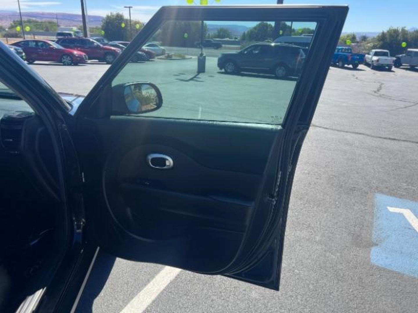 2019 Black /Black Kia Soul Base 6M (KNDJN2A2XK7) , Automatic transmission, located at 1865 East Red Hills Pkwy, St. George, 84770, (435) 628-0023, 37.120850, -113.543640 - We specialize in helping ALL people get the best financing available. No matter your credit score, good, bad or none we can get you an amazing rate. Had a bankruptcy, divorce, or repossessions? We give you the green light to get your credit back on the road. Low down and affordable payments that fit - Photo#26