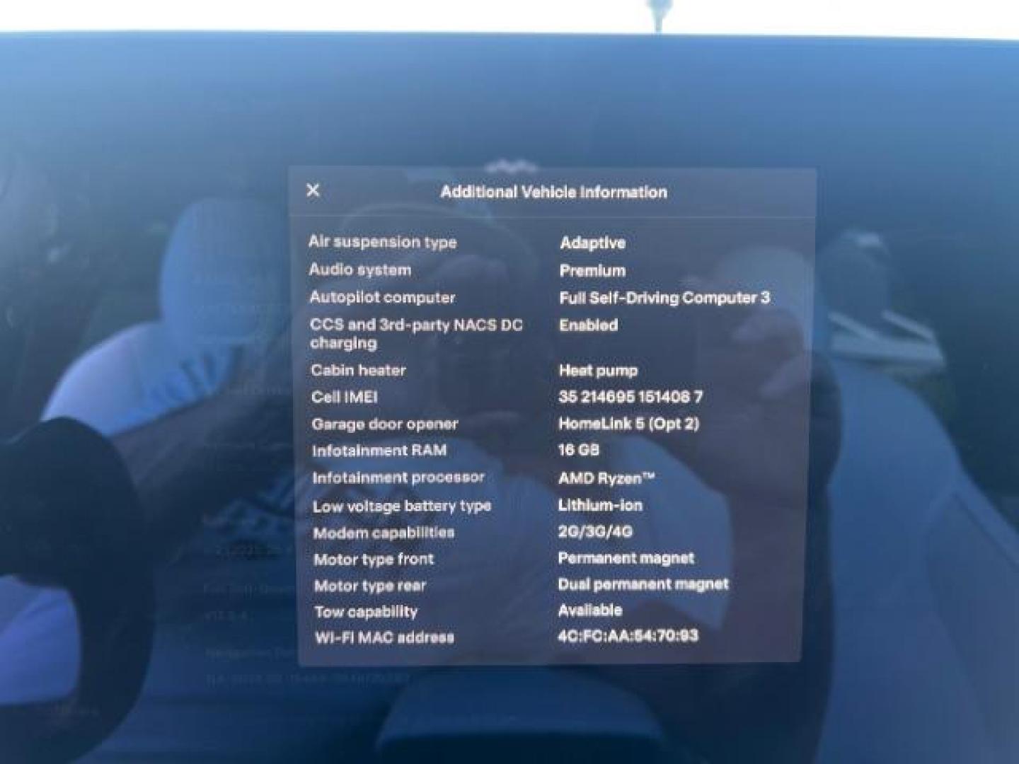 2022 Midnight Silver Metallic /White/Black Tesla Model X Plaid Tri Motor All-Wheel Drive (7SAXCBE65NF) with an ELECTRIC engine, Continuously Variable Transmission transmission, located at 1865 East Red Hills Pkwy, St. George, 84770, (435) 628-0023, 37.120850, -113.543640 - Beautiful Tesla Model X PLAID with 6 seat white interior. Brand new tires, 22' Turbine wheels, Auto pilot, Yoke steering wheel, Tow Package, Hepa air filter Full self driving with $99 month subscription, Super clean! Gets 280 on a full charge (90%) battery health. Has full battery and motor warr - Photo#2