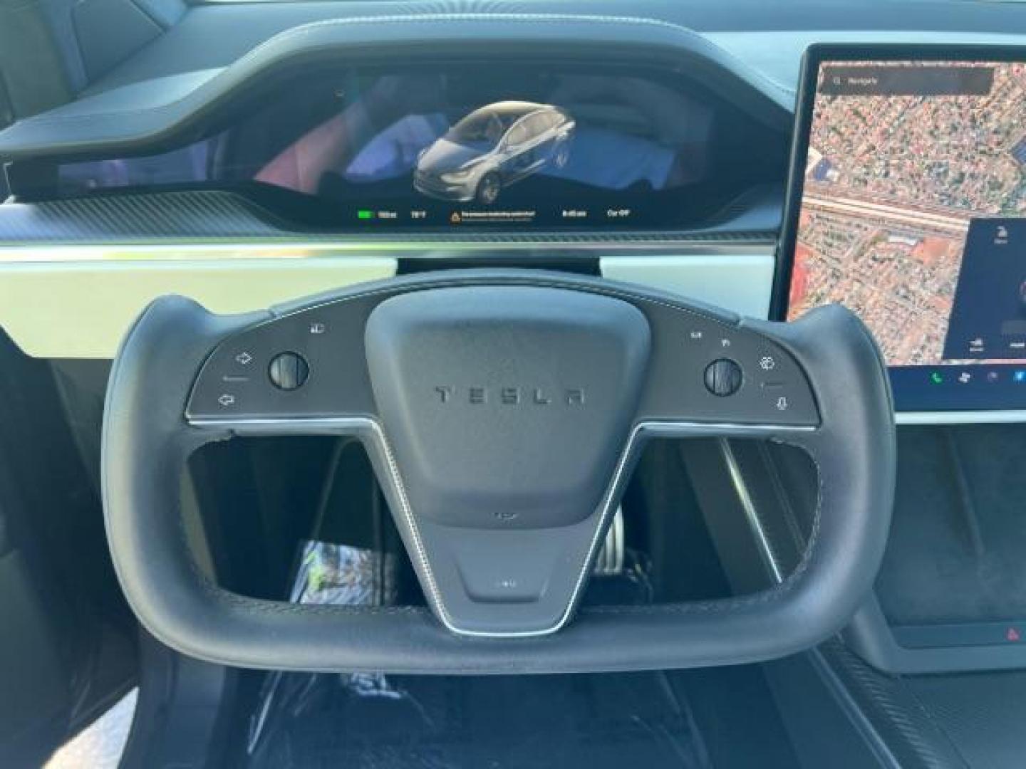 2022 Midnight Silver Metallic /White/Black Tesla Model X Plaid Tri Motor All-Wheel Drive (7SAXCBE65NF) with an ELECTRIC engine, Continuously Variable Transmission transmission, located at 1865 East Red Hills Pkwy, St. George, 84770, (435) 628-0023, 37.120850, -113.543640 - Beautiful Tesla Model X PLAID with 6 seat white interior. Brand new tires, 22' Turbine wheels, Auto pilot, Yoke steering wheel, Tow Package, Hepa air filter Full self driving with $99 month subscription, Super clean! Gets 280 on a full charge (90%) battery health. Has full battery and motor warr - Photo#17