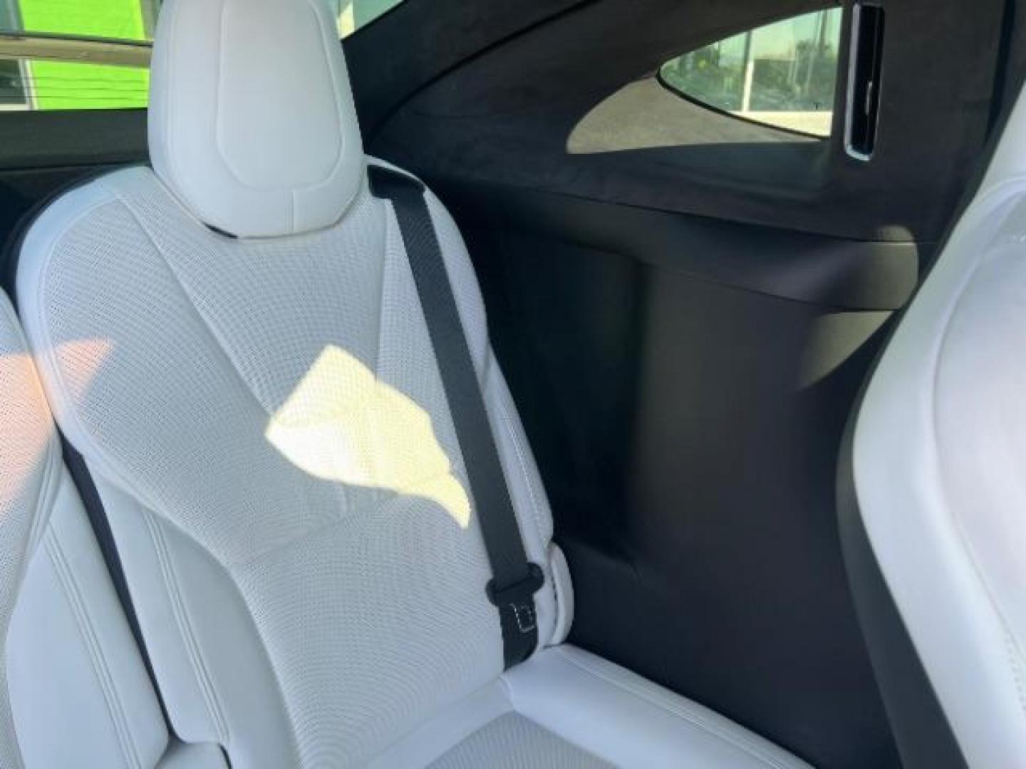 2022 Midnight Silver Metallic /White/Black Tesla Model X Plaid Tri Motor All-Wheel Drive (7SAXCBE65NF) with an ELECTRIC engine, Continuously Variable Transmission transmission, located at 1865 East Red Hills Pkwy, St. George, 84770, (435) 628-0023, 37.120850, -113.543640 - Beautiful Tesla Model X PLAID with 6 seat white interior. Brand new tires, 22' Turbine wheels, Auto pilot, Yoke steering wheel, Tow Package, Hepa air filter Full self driving with $99 month subscription, Super clean! Gets 280 on a full charge (90%) battery health. Has full battery and motor warr - Photo#22