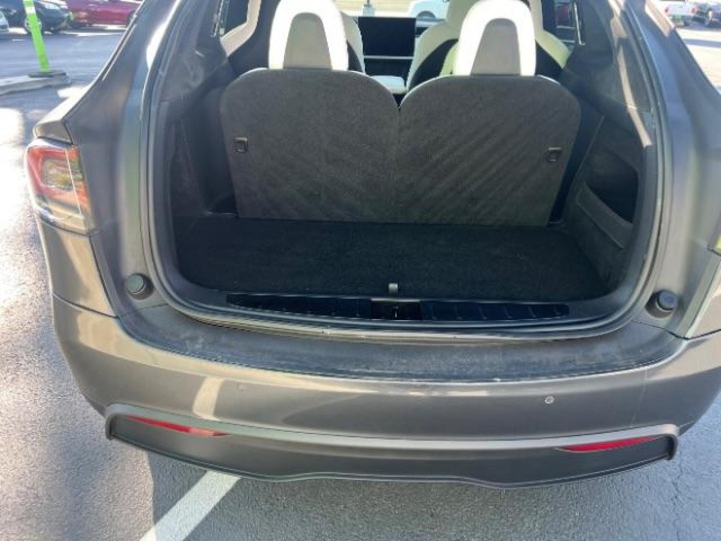 2022 Midnight Silver Metallic /White/Black Tesla Model X Plaid Tri Motor All-Wheel Drive (7SAXCBE65NF) with an ELECTRIC engine, Continuously Variable Transmission transmission, located at 1865 East Red Hills Pkwy, St. George, 84770, (435) 628-0023, 37.120850, -113.543640 - Beautiful Tesla Model X PLAID with 6 seat white interior. Brand new tires, 22' Turbine wheels, Auto pilot, Yoke steering wheel, Tow Package, Hepa air filter Full self driving with $99 month subscription, Super clean! Gets 280 on a full charge (90%) battery health. Has full battery and motor warr - Photo#26