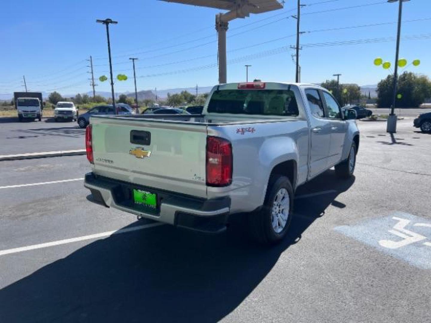 2018 Silver Ice Metallic /Jet Black/Dark Ash Chevrolet Colorado LT (1GCGTCEN8J1) with an 3.6L V-6 gasoline direct injection engine, Automatic transmission, located at 1865 East Red Hills Pkwy, St. George, 84770, (435) 628-0023, 37.120850, -113.543640 - We specialize in helping ALL people get the best financing available. No matter your credit score, good, bad or none we can get you an amazing rate. Had a bankruptcy, divorce, or repossessions? We give you the green light to get your credit back on the road. Low down and affordable payments that fit - Photo#6