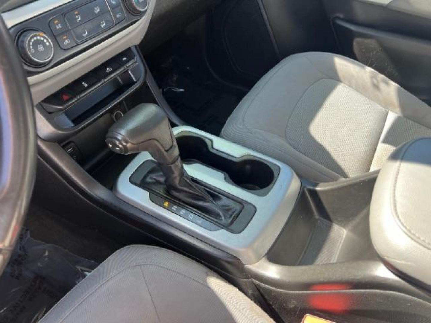 2018 Silver Ice Metallic /Jet Black/Dark Ash Chevrolet Colorado LT (1GCGTCEN8J1) with an 3.6L V-6 gasoline direct injection engine, Automatic transmission, located at 1865 East Red Hills Pkwy, St. George, 84770, (435) 628-0023, 37.120850, -113.543640 - We specialize in helping ALL people get the best financing available. No matter your credit score, good, bad or none we can get you an amazing rate. Had a bankruptcy, divorce, or repossessions? We give you the green light to get your credit back on the road. Low down and affordable payments that fit - Photo#18