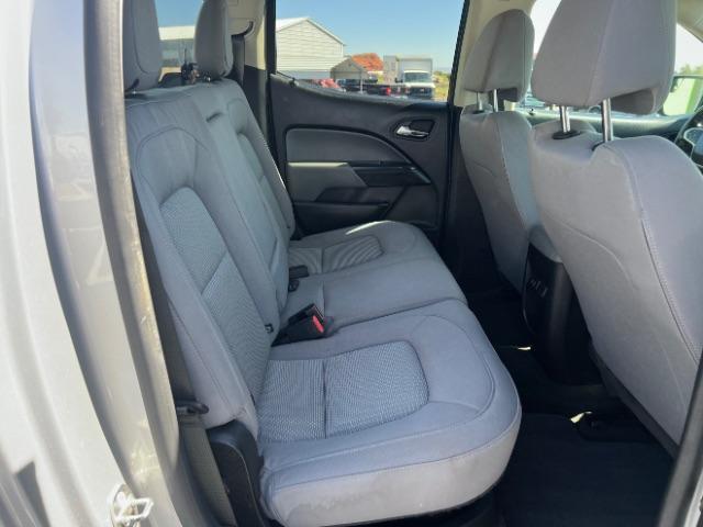 2018 Silver Ice Metallic /Jet Black/Dark Ash Chevrolet Colorado LT (1GCGTCEN8J1) with an 3.6L V-6 gasoline direct injection engine, Automatic transmission, located at 1865 East Red Hills Pkwy, St. George, 84770, (435) 628-0023, 37.120850, -113.543640 - Photo#26