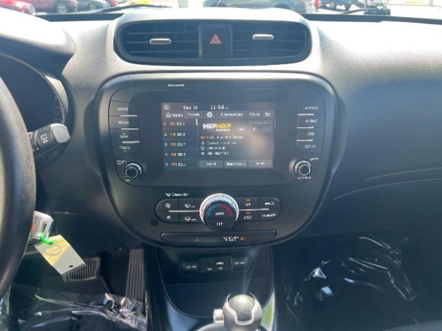 2018 Titanium Gray /Black Kia Soul + (KNDJP3A5XJ7) with an 2L I-4 gasoline direct injection engine, Automatic transmission, located at 1865 East Red Hills Pkwy, St. George, 84770, (435) 628-0023, 37.120850, -113.543640 - We specialize in helping ALL people get the best financing available. No matter your credit score, good, bad or none we can get you an amazing rate. Had a bankruptcy, divorce, or repossessions? We give you the green light to get your credit back on the road. Low down and affordable payments that fit - Photo#17