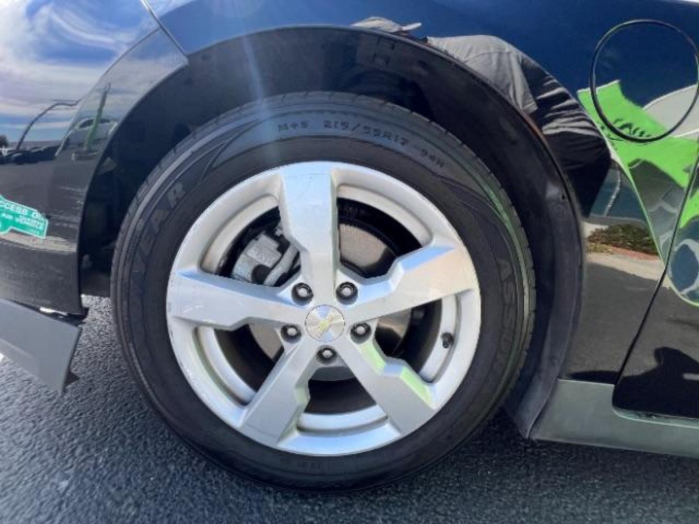 2013 Black /Black Leather Interior Chevrolet Volt Standard w/ LEP (1G1RE6E43DU) , Continuously Variable Transmission transmission, located at 1865 East Red Hills Pkwy, St. George, 84770, (435) 628-0023, 37.120850, -113.543640 - We specialize in helping ALL people get the best financing available. No matter your credit score, good, bad or none we can get you an amazing rate. Had a bankruptcy, divorce, or repossessions? We give you the green light to get your credit back on the road. Low down and affordable payments that fit - Photo#10