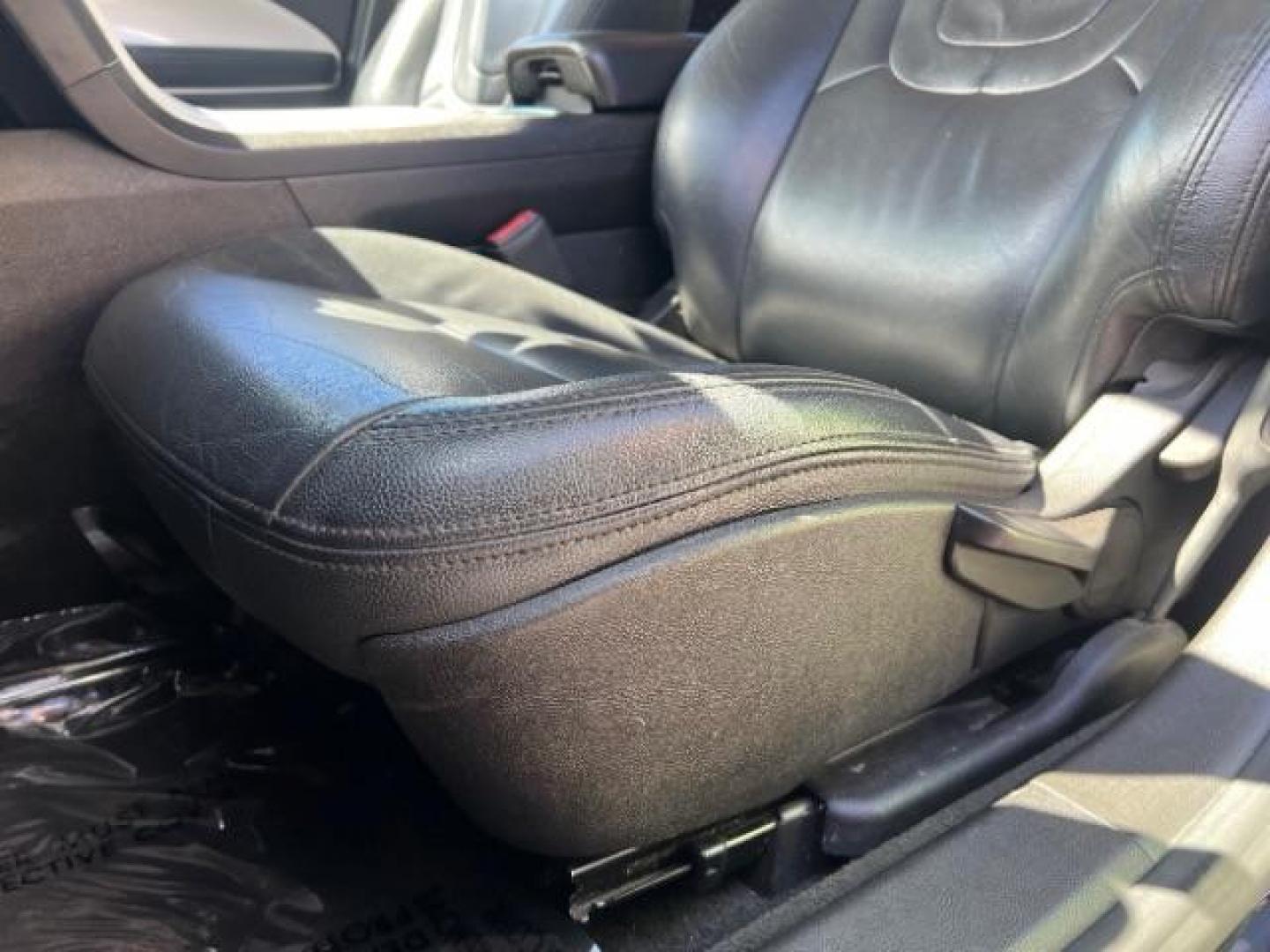2013 Black /Black Leather Interior Chevrolet Volt Standard w/ LEP (1G1RE6E43DU) , Continuously Variable Transmission transmission, located at 1865 East Red Hills Pkwy, St. George, 84770, (435) 628-0023, 37.120850, -113.543640 - We specialize in helping ALL people get the best financing available. No matter your credit score, good, bad or none we can get you an amazing rate. Had a bankruptcy, divorce, or repossessions? We give you the green light to get your credit back on the road. Low down and affordable payments that fit - Photo#13