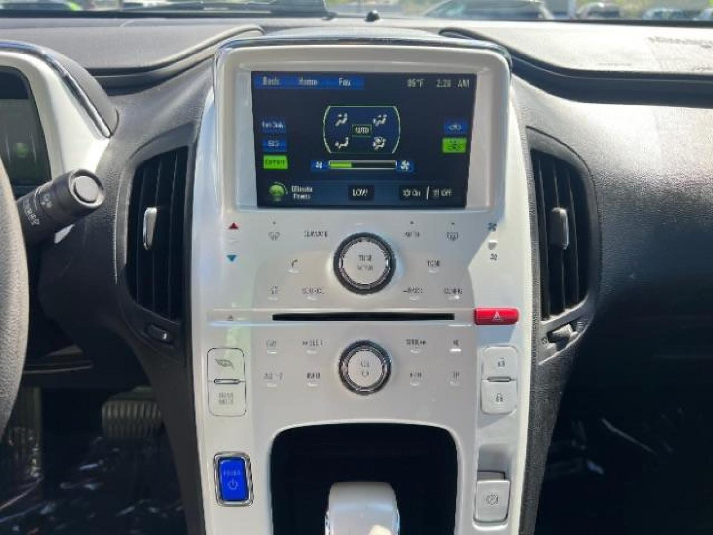 2013 Black /Black Leather Interior Chevrolet Volt Standard w/ LEP (1G1RE6E43DU) , Continuously Variable Transmission transmission, located at 1865 East Red Hills Pkwy, St. George, 84770, (435) 628-0023, 37.120850, -113.543640 - We specialize in helping ALL people get the best financing available. No matter your credit score, good, bad or none we can get you an amazing rate. Had a bankruptcy, divorce, or repossessions? We give you the green light to get your credit back on the road. Low down and affordable payments that fit - Photo#17