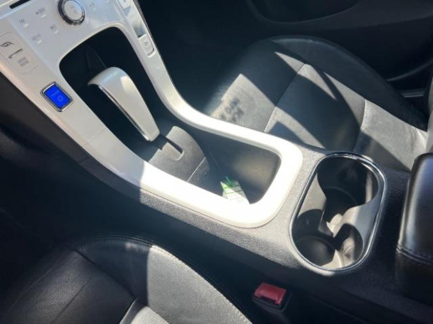 2013 Black /Black Leather Interior Chevrolet Volt Standard w/ LEP (1G1RE6E43DU) , Continuously Variable Transmission transmission, located at 1865 East Red Hills Pkwy, St. George, 84770, (435) 628-0023, 37.120850, -113.543640 - We specialize in helping ALL people get the best financing available. No matter your credit score, good, bad or none we can get you an amazing rate. Had a bankruptcy, divorce, or repossessions? We give you the green light to get your credit back on the road. Low down and affordable payments that fit - Photo#18