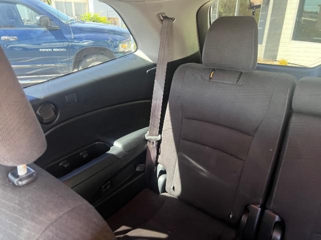 2017 White Diamond Pearl /Black Honda Pilot LX (5FNYF5H14HB) with an 3.5L V-6 gasoline direct injection engine, Automatic transmission, located at 940 North Main Street, Cedar City, UT, 84720, (435) 628-0023, 37.692936, -113.061897 - We specialize in helping ALL people get the best financing available. No matter your credit score, good, bad or none we can get you an amazing rate. Had a bankruptcy, divorce, or repossessions? We give you the green light to get your credit back on the road. Low down and affordable payments that fit - Photo#25