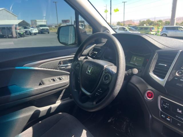 2017 White Diamond Pearl /Black Honda Pilot LX (5FNYF5H14HB) with an 3.5L V-6 gasoline direct injection engine, Automatic transmission, located at 940 North Main Street, Cedar City, UT, 84720, (435) 628-0023, 37.692936, -113.061897 - We specialize in helping ALL people get the best financing available. No matter your credit score, good, bad or none we can get you an amazing rate. Had a bankruptcy, divorce, or repossessions? We give you the green light to get your credit back on the road. Low down and affordable payments that fit - Photo#32