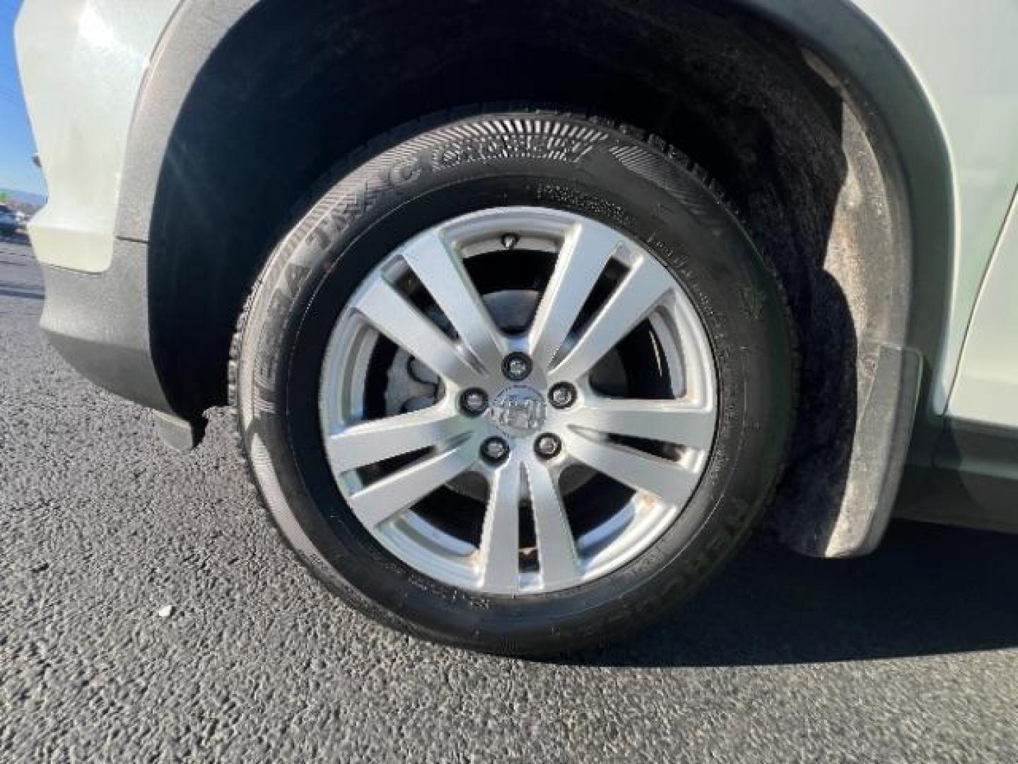 2017 White Diamond Pearl /Black Honda Pilot LX (5FNYF5H14HB) with an 3.5L V-6 gasoline direct injection engine, Automatic transmission, located at 1865 East Red Hills Pkwy, St. George, 84770, (435) 628-0023, 37.120850, -113.543640 - We specialize in helping ALL people get the best financing available. No matter your credit score, good, bad or none we can get you an amazing rate. Had a bankruptcy, divorce, or repossessions? We give you the green light to get your credit back on the road. Low down and affordable payments that fit - Photo#9