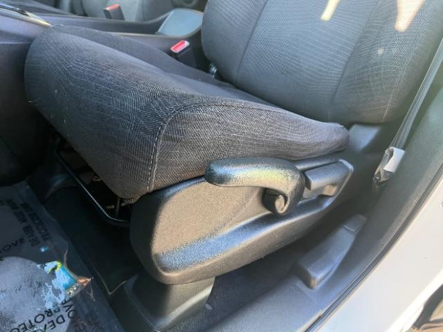 2017 White Diamond Pearl /Black Honda Pilot LX (5FNYF5H14HB) with an 3.5L V-6 gasoline direct injection engine, Automatic transmission, located at 1865 East Red Hills Pkwy, St. George, 84770, (435) 628-0023, 37.120850, -113.543640 - We specialize in helping ALL people get the best financing available. No matter your credit score, good, bad or none we can get you an amazing rate. Had a bankruptcy, divorce, or repossessions? We give you the green light to get your credit back on the road. Low down and affordable payments that fit - Photo#13