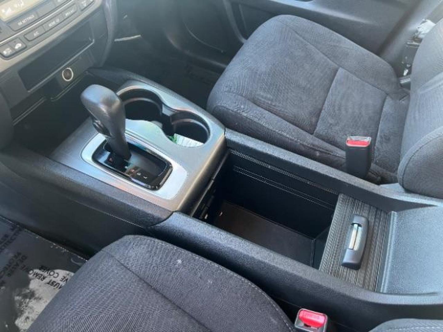 2017 White Diamond Pearl /Black Honda Pilot LX (5FNYF5H14HB) with an 3.5L V-6 gasoline direct injection engine, Automatic transmission, located at 1865 East Red Hills Pkwy, St. George, 84770, (435) 628-0023, 37.120850, -113.543640 - We specialize in helping ALL people get the best financing available. No matter your credit score, good, bad or none we can get you an amazing rate. Had a bankruptcy, divorce, or repossessions? We give you the green light to get your credit back on the road. Low down and affordable payments that fit - Photo#18