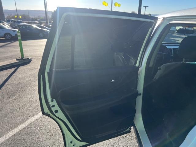 2017 White Diamond Pearl /Black Honda Pilot LX (5FNYF5H14HB) with an 3.5L V-6 gasoline direct injection engine, Automatic transmission, located at 1865 East Red Hills Pkwy, St. George, 84770, (435) 628-0023, 37.120850, -113.543640 - We specialize in helping ALL people get the best financing available. No matter your credit score, good, bad or none we can get you an amazing rate. Had a bankruptcy, divorce, or repossessions? We give you the green light to get your credit back on the road. Low down and affordable payments that fit - Photo#19