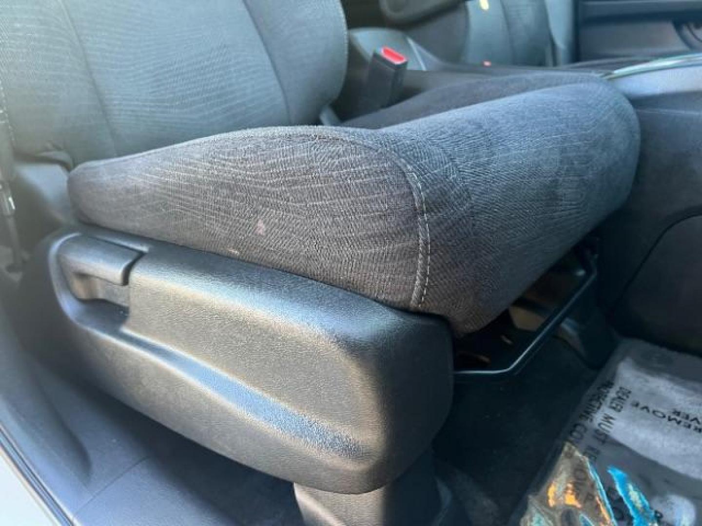 2017 White Diamond Pearl /Black Honda Pilot LX (5FNYF5H14HB) with an 3.5L V-6 gasoline direct injection engine, Automatic transmission, located at 1865 East Red Hills Pkwy, St. George, 84770, (435) 628-0023, 37.120850, -113.543640 - We specialize in helping ALL people get the best financing available. No matter your credit score, good, bad or none we can get you an amazing rate. Had a bankruptcy, divorce, or repossessions? We give you the green light to get your credit back on the road. Low down and affordable payments that fit - Photo#30