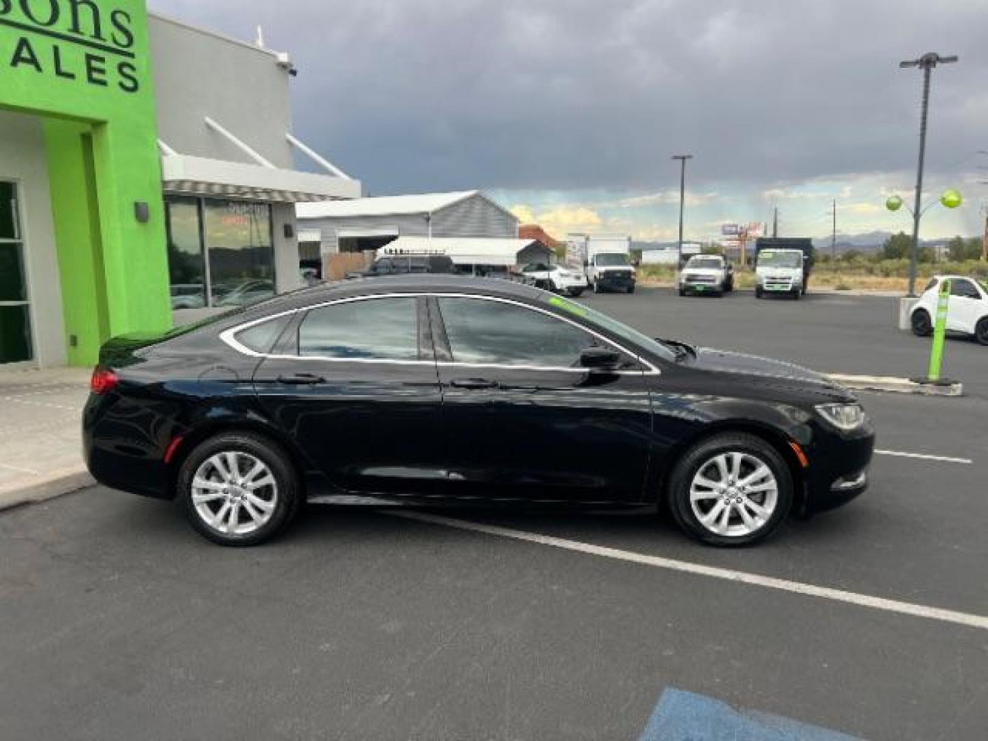 2017 Black Clearcoat /Black Chrysler 200 Limited Platinum (1C3CCCAB1HN) with an Pentastar 3.6L V-6 DOHC engine, Automatic transmission, located at 940 North Main Street, Cedar City, UT, 84720, (435) 628-0023, 37.692936, -113.061897 - We specialize in helping ALL people get the best financing available. No matter your credit score, good, bad or none we can get you an amazing rate. Had a bankruptcy, divorce, or repossessions? We give you the green light to get your credit back on the road. Low down and affordable payments that fit - Photo#7