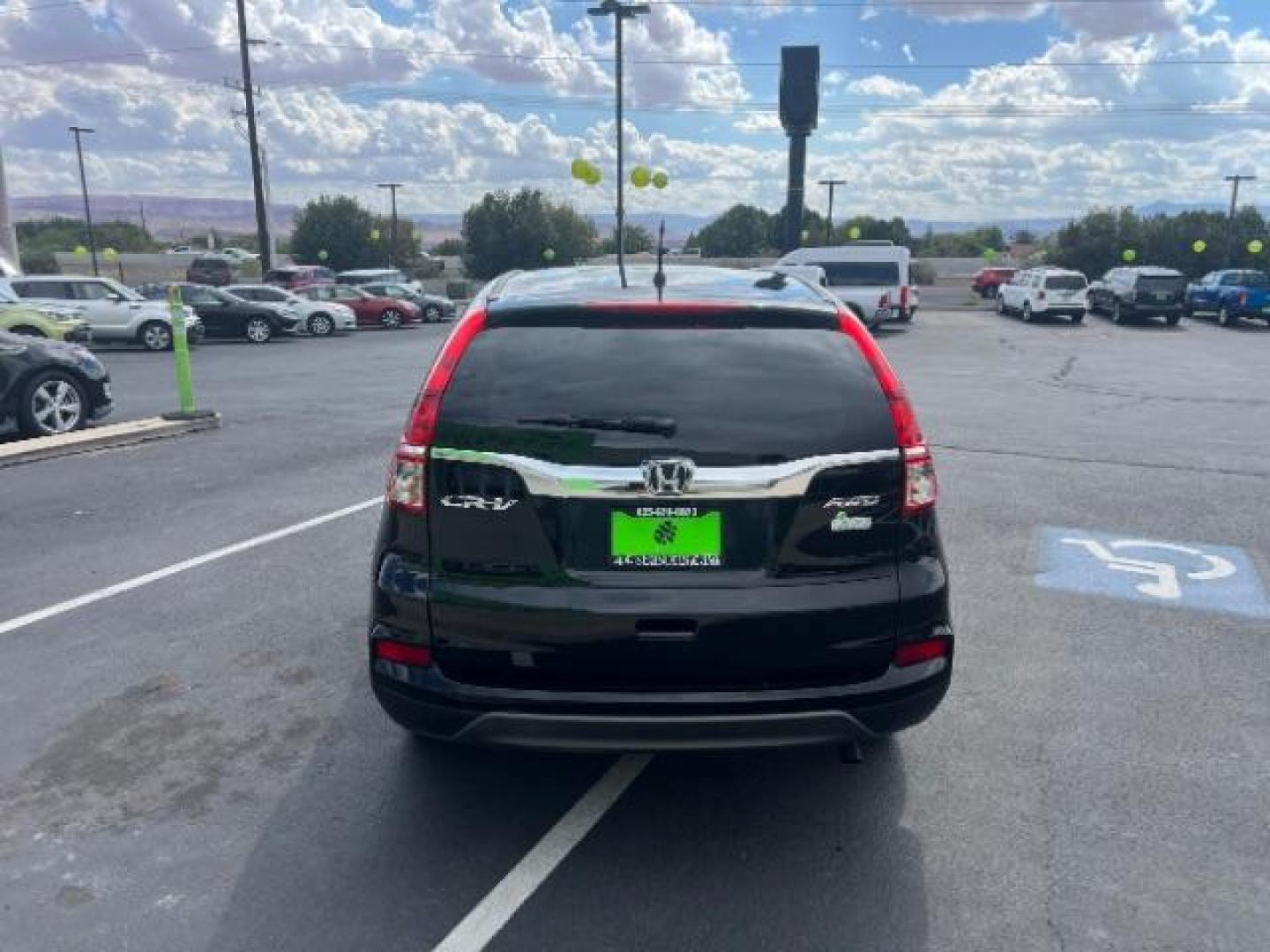 2016 Crystal Black Pearl /Gray Honda CR-V LX (2HKRM4H3XGH) with an 2.4L I-4 gasoline direct injection engine, Automatic transmission, located at 940 North Main Street, Cedar City, UT, 84720, (435) 628-0023, 37.692936, -113.061897 - We specialize in helping ALL people get the best financing available. No matter your credit score, good, bad or none we can get you an amazing rate. Had a bankruptcy, divorce, or repossessions? We give you the green light to get your credit back on the road. Low down and affordable payments that fit - Photo#5