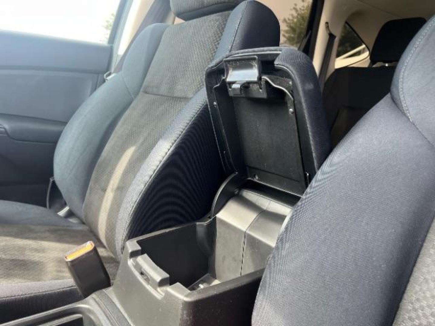 2016 Crystal Black Pearl /Gray Honda CR-V LX (2HKRM4H3XGH) with an 2.4L I-4 gasoline direct injection engine, Automatic transmission, located at 940 North Main Street, Cedar City, UT, 84720, (435) 628-0023, 37.692936, -113.061897 - We specialize in helping ALL people get the best financing available. No matter your credit score, good, bad or none we can get you an amazing rate. Had a bankruptcy, divorce, or repossessions? We give you the green light to get your credit back on the road. Low down and affordable payments that fit - Photo#19