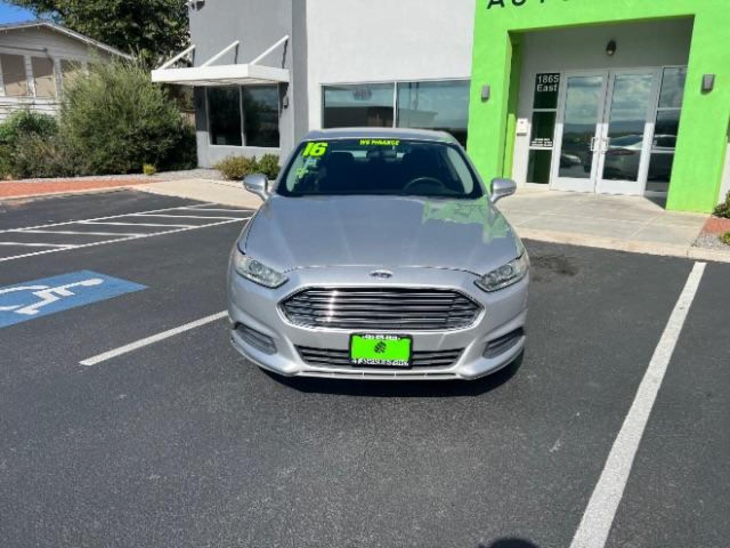 2016 Ingot Silver /Ebony Ford Fusion SE (3FA6P0H74GR) with an EcoBoost 1.5L I-4 gasoline direct injection engine, Automatic transmission, located at 1865 East Red Hills Pkwy, St. George, 84770, (435) 628-0023, 37.120850, -113.543640 - We specialize in helping ALL people get the best financing available. No matter your credit score, good, bad or none we can get you an amazing rate. Had a bankruptcy, divorce, or repossessions? We give you the green light to get your credit back on the road. Low down and affordable payments that fit - Photo#1