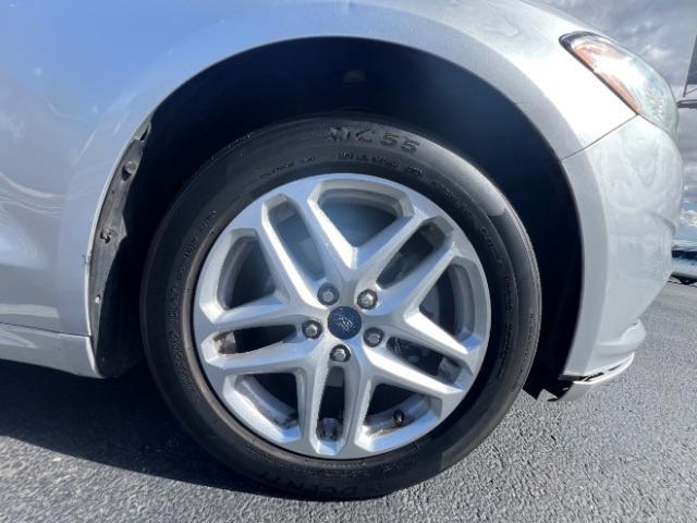 2016 Ingot Silver /Ebony Ford Fusion SE (3FA6P0H74GR) with an EcoBoost 1.5L I-4 ga engine, Automatic transmission, located at 1865 East Red Hills Pkwy, St. George, 84770, (435) 628-0023, 37.120850, -113.543640 - Photo#8