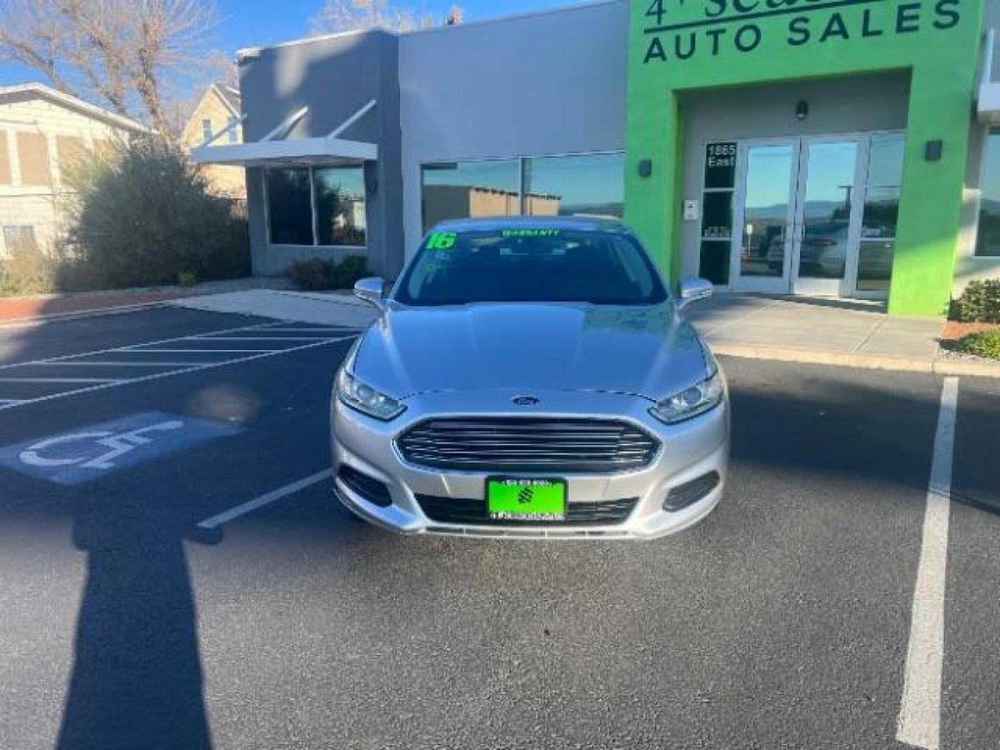 2016 Ingot Silver /Ebony Ford Fusion SE (3FA6P0H74GR) with an EcoBoost 1.5L I-4 gasoline direct injection engine, Automatic transmission, located at 1865 East Red Hills Pkwy, St. George, 84770, (435) 628-0023, 37.120850, -113.543640 - We specialize in helping ALL people get the best financing available. No matter your credit score, good, bad or none we can get you an amazing rate. Had a bankruptcy, divorce, or repossessions? We give you the green light to get your credit back on the road. Low down and affordable payments that fit - Photo#1