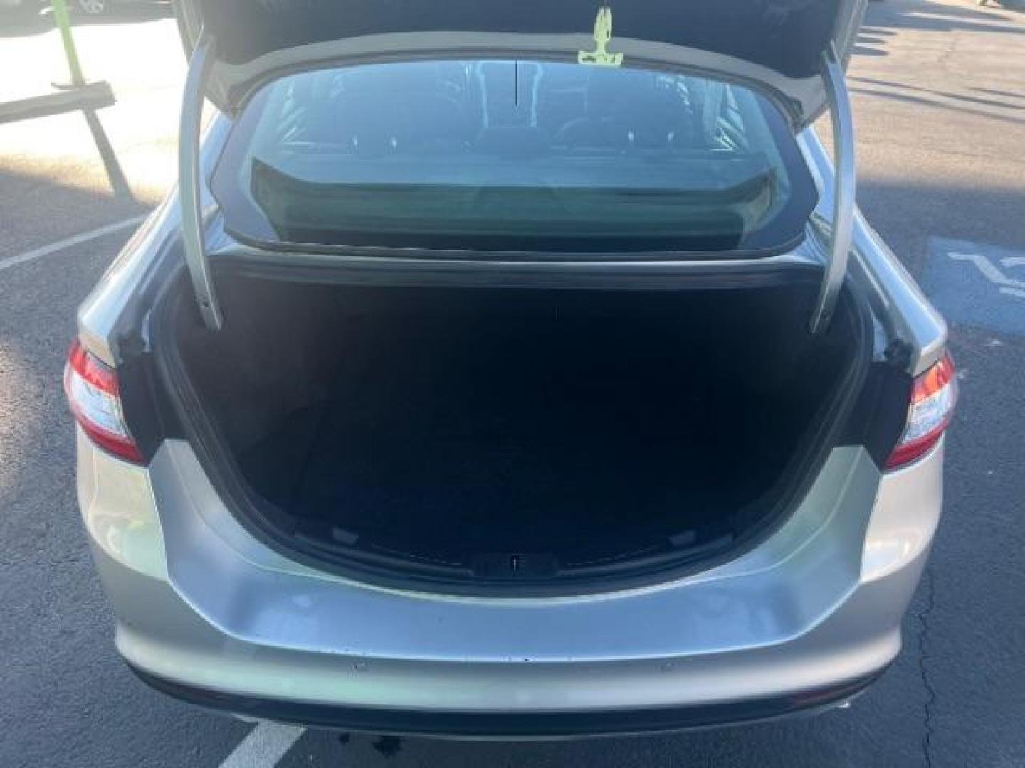 2016 Ingot Silver /Ebony Ford Fusion SE (3FA6P0H74GR) with an EcoBoost 1.5L I-4 gasoline direct injection engine, Automatic transmission, located at 1865 East Red Hills Pkwy, St. George, 84770, (435) 628-0023, 37.120850, -113.543640 - We specialize in helping ALL people get the best financing available. No matter your credit score, good, bad or none we can get you an amazing rate. Had a bankruptcy, divorce, or repossessions? We give you the green light to get your credit back on the road. Low down and affordable payments that fit - Photo#24