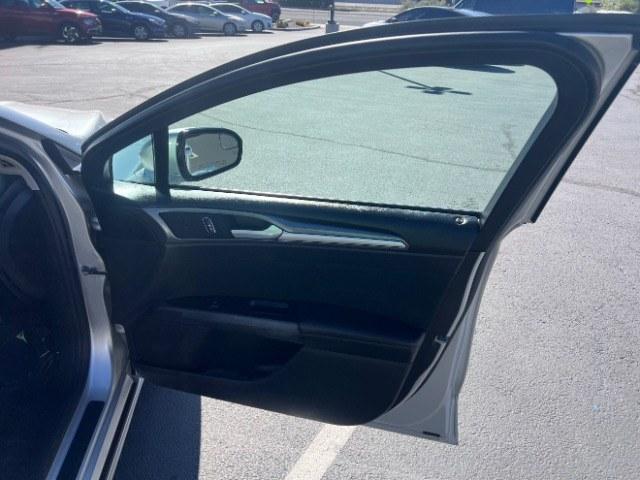 2016 Ingot Silver /Ebony Ford Fusion SE (3FA6P0H74GR) with an EcoBoost 1.5L I-4 gasoline direct injection engine, Automatic transmission, located at 1865 East Red Hills Pkwy, St. George, 84770, (435) 628-0023, 37.120850, -113.543640 - Cash Deal / As-Is: Versatile Southern Utah travel starts with this 2016 Ford Fusion SE. Its 2.5L 4-cylinder engine, automatic transmission, and front-wheel drive make it a smart fit for commuting, errands, and Southern Utah road trips. With 129,280 miles, this Fusion is ready for its next adventure.- Photo#27