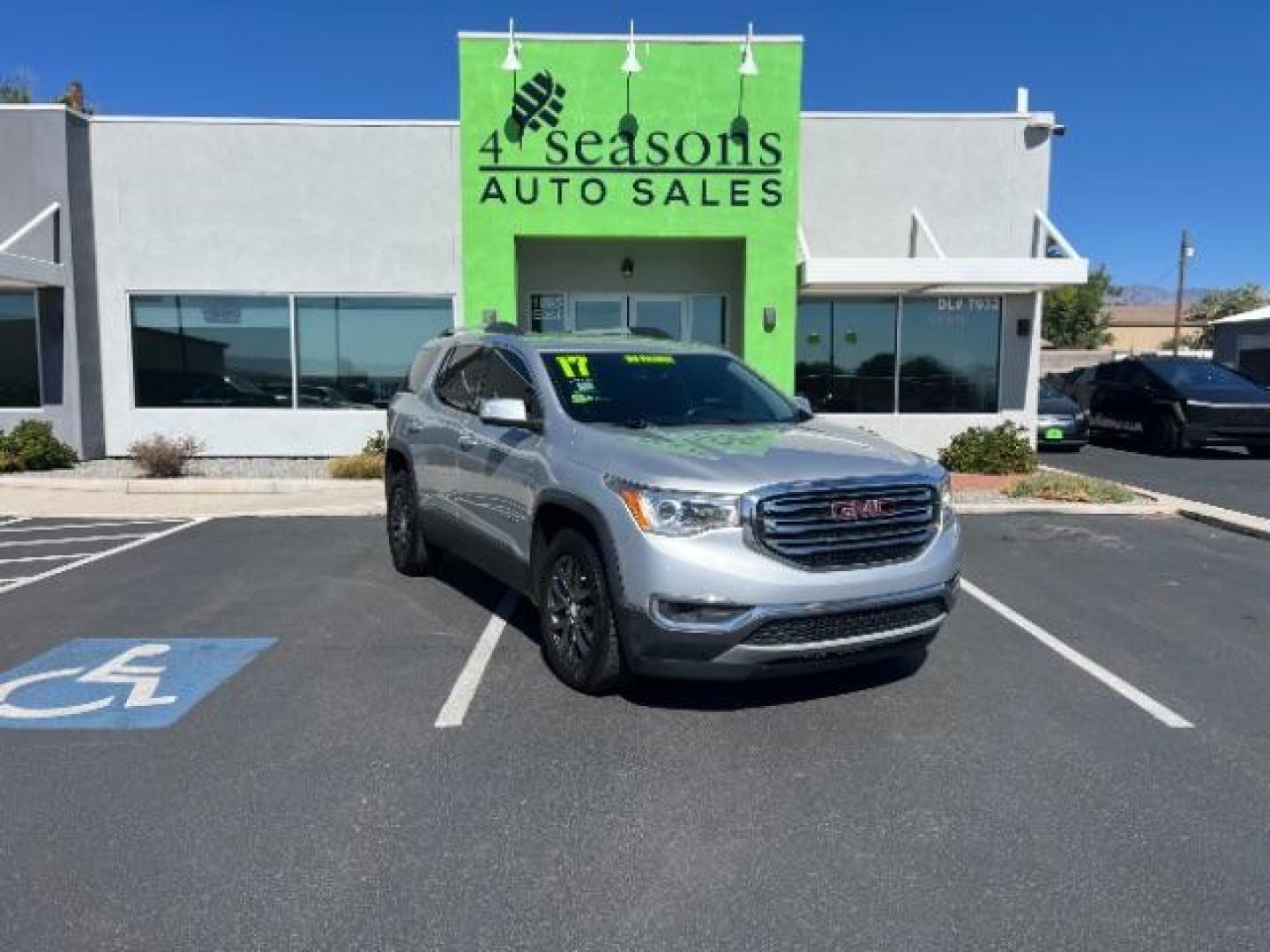 2017 Sparkling Silver Metallic /Jet Black GMC Acadia SLT-1 (1GKKNMLS0HZ) with an 2.5L I-4 gasoline direct injection engine, Automatic transmission, located at 1865 East Red Hills Pkwy, St. George, 84770, (435) 628-0023, 37.120850, -113.543640 - We specialize in helping ALL people get the best financing available. No matter your credit score, good, bad or none we can get you an amazing rate. Had a bankruptcy, divorce, or repossessions? We give you the green light to get your credit back on the road. Low down and affordable payments that fit - Photo#0
