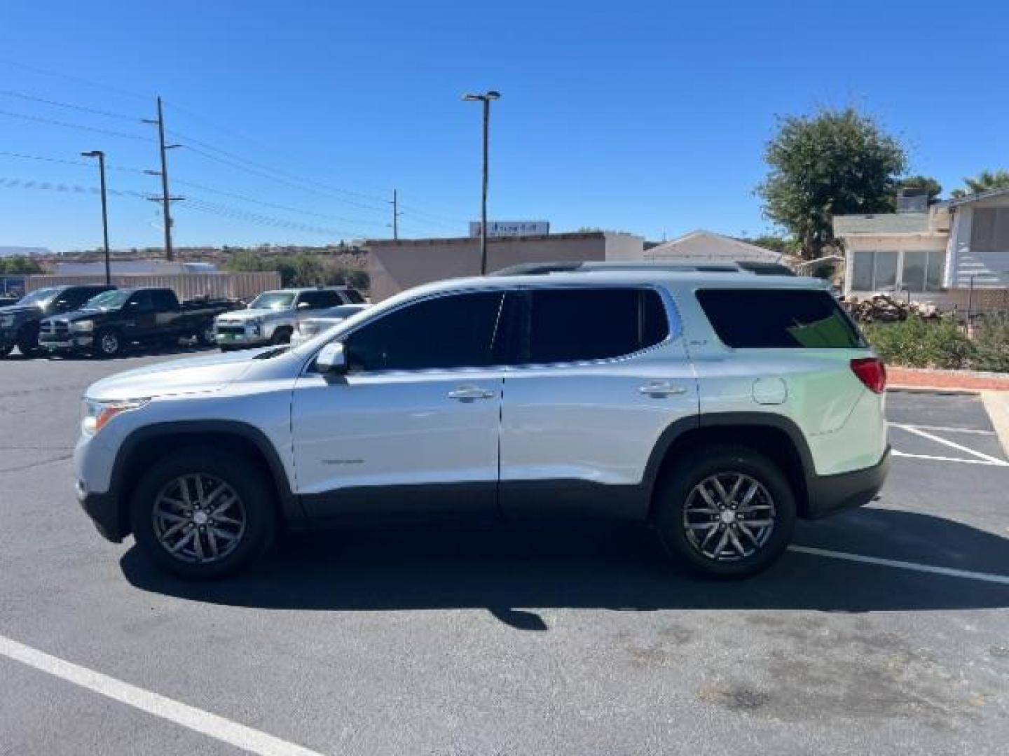 2017 Sparkling Silver Metallic /Jet Black GMC Acadia SLT-1 (1GKKNMLS0HZ) with an 2.5L I-4 gasoline direct injection engine, Automatic transmission, located at 1865 East Red Hills Pkwy, St. George, 84770, (435) 628-0023, 37.120850, -113.543640 - We specialize in helping ALL people get the best financing available. No matter your credit score, good, bad or none we can get you an amazing rate. Had a bankruptcy, divorce, or repossessions? We give you the green light to get your credit back on the road. Low down and affordable payments that fit - Photo#3