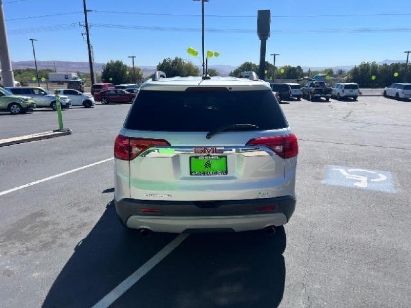 2017 Sparkling Silver Metallic /Jet Black GMC Acadia SLT-1 (1GKKNMLS0HZ) with an 2.5L I-4 gasoline direct injection engine, Automatic transmission, located at 1865 East Red Hills Pkwy, St. George, 84770, (435) 628-0023, 37.120850, -113.543640 - We specialize in helping ALL people get the best financing available. No matter your credit score, good, bad or none we can get you an amazing rate. Had a bankruptcy, divorce, or repossessions? We give you the green light to get your credit back on the road. Low down and affordable payments that fit - Photo#5