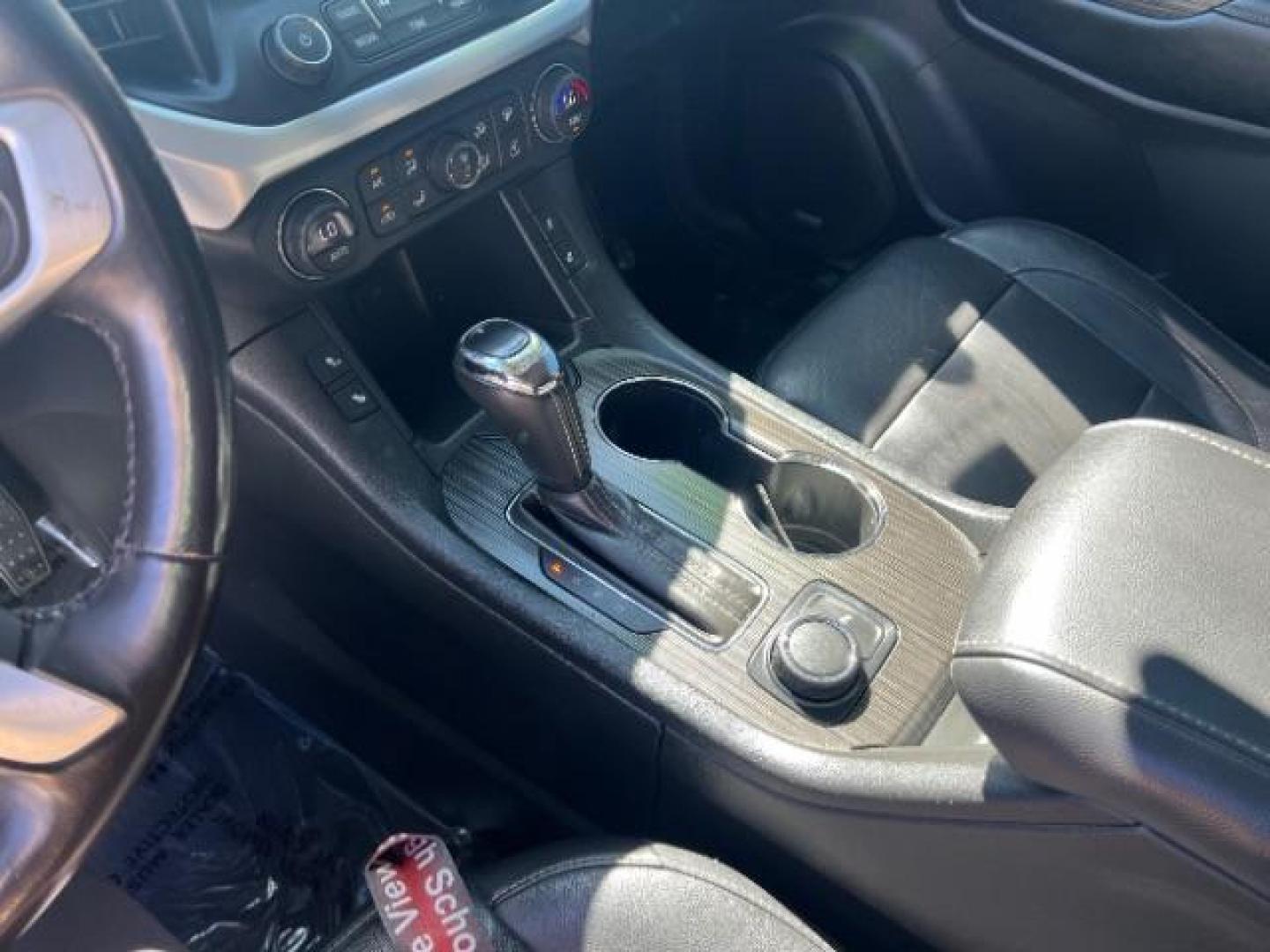 2017 Sparkling Silver Metallic /Jet Black GMC Acadia SLT-1 (1GKKNMLS0HZ) with an 2.5L I-4 gasoline direct injection engine, Automatic transmission, located at 1865 East Red Hills Pkwy, St. George, 84770, (435) 628-0023, 37.120850, -113.543640 - We specialize in helping ALL people get the best financing available. No matter your credit score, good, bad or none we can get you an amazing rate. Had a bankruptcy, divorce, or repossessions? We give you the green light to get your credit back on the road. Low down and affordable payments that fit - Photo#18