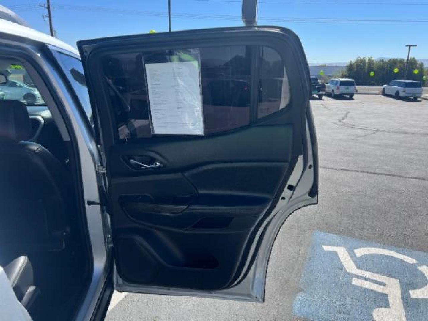 2017 Sparkling Silver Metallic /Jet Black GMC Acadia SLT-1 (1GKKNMLS0HZ) with an 2.5L I-4 gasoline direct injection engine, Automatic transmission, located at 1865 East Red Hills Pkwy, St. George, 84770, (435) 628-0023, 37.120850, -113.543640 - We specialize in helping ALL people get the best financing available. No matter your credit score, good, bad or none we can get you an amazing rate. Had a bankruptcy, divorce, or repossessions? We give you the green light to get your credit back on the road. Low down and affordable payments that fit - Photo#28