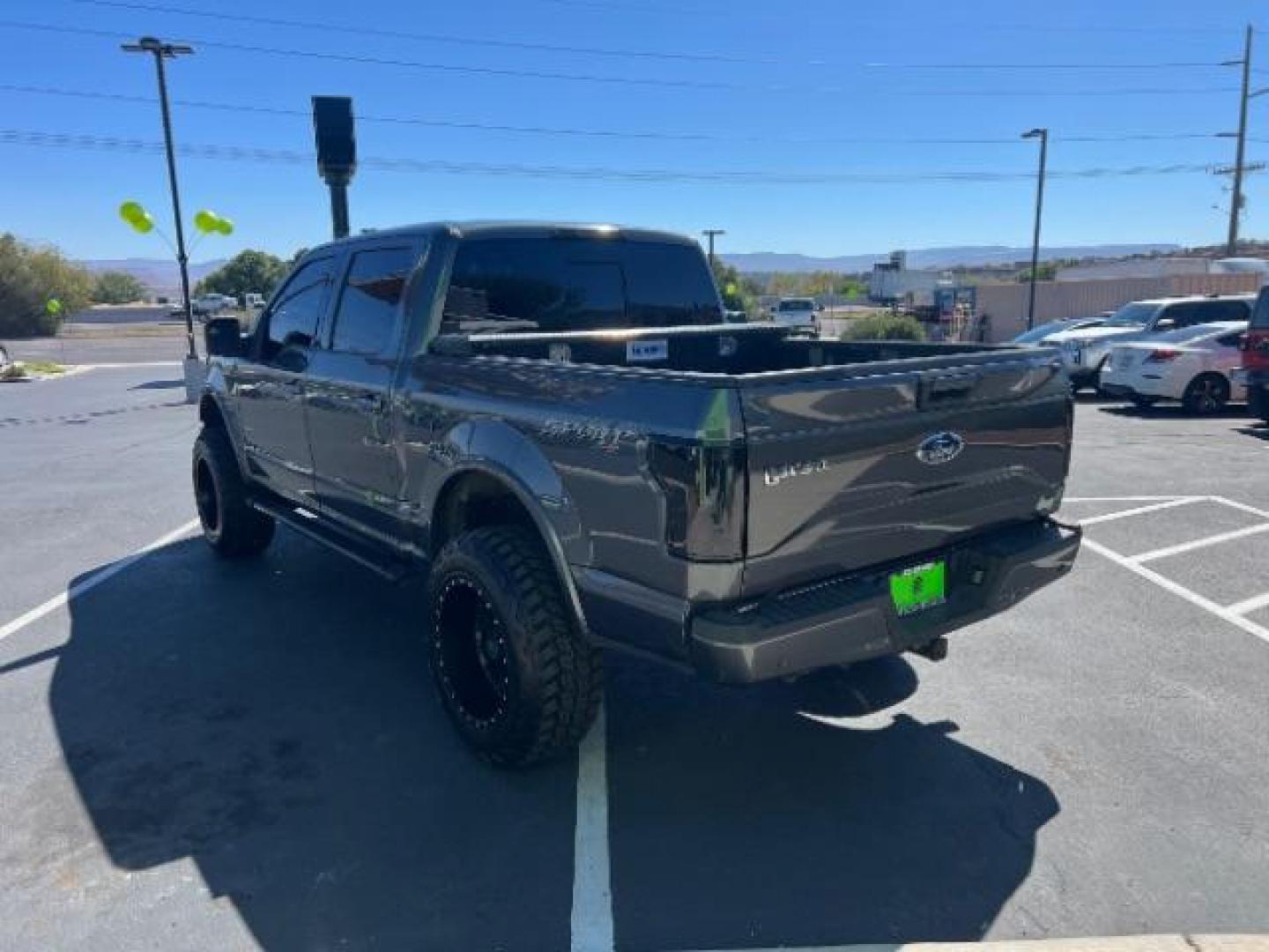 2016 Lithium Gray /Medium Earth Gray Ford F-150 XLT (1FTEW1EG2GF) with an 3.5L V-6 DOHC engine, Automatic transmission, located at 1865 East Red Hills Pkwy, St. George, 84770, (435) 628-0023, 37.120850, -113.543640 - We specialize in helping ALL people get the best financing available. No matter your credit score, good, bad or none we can get you an amazing rate. Had a bankruptcy, divorce, or repossessions? We give you the green light to get your credit back on the road. Low down and affordable payments that fit - Photo#4